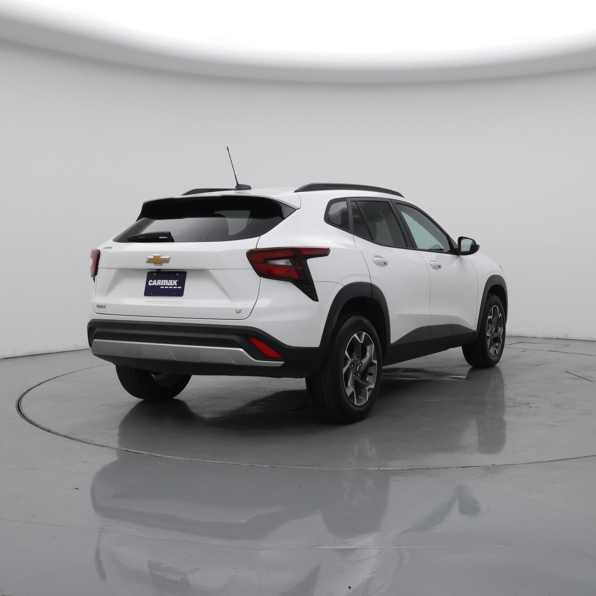 Thumbnail: 2025 Chevrolet Trax - 8