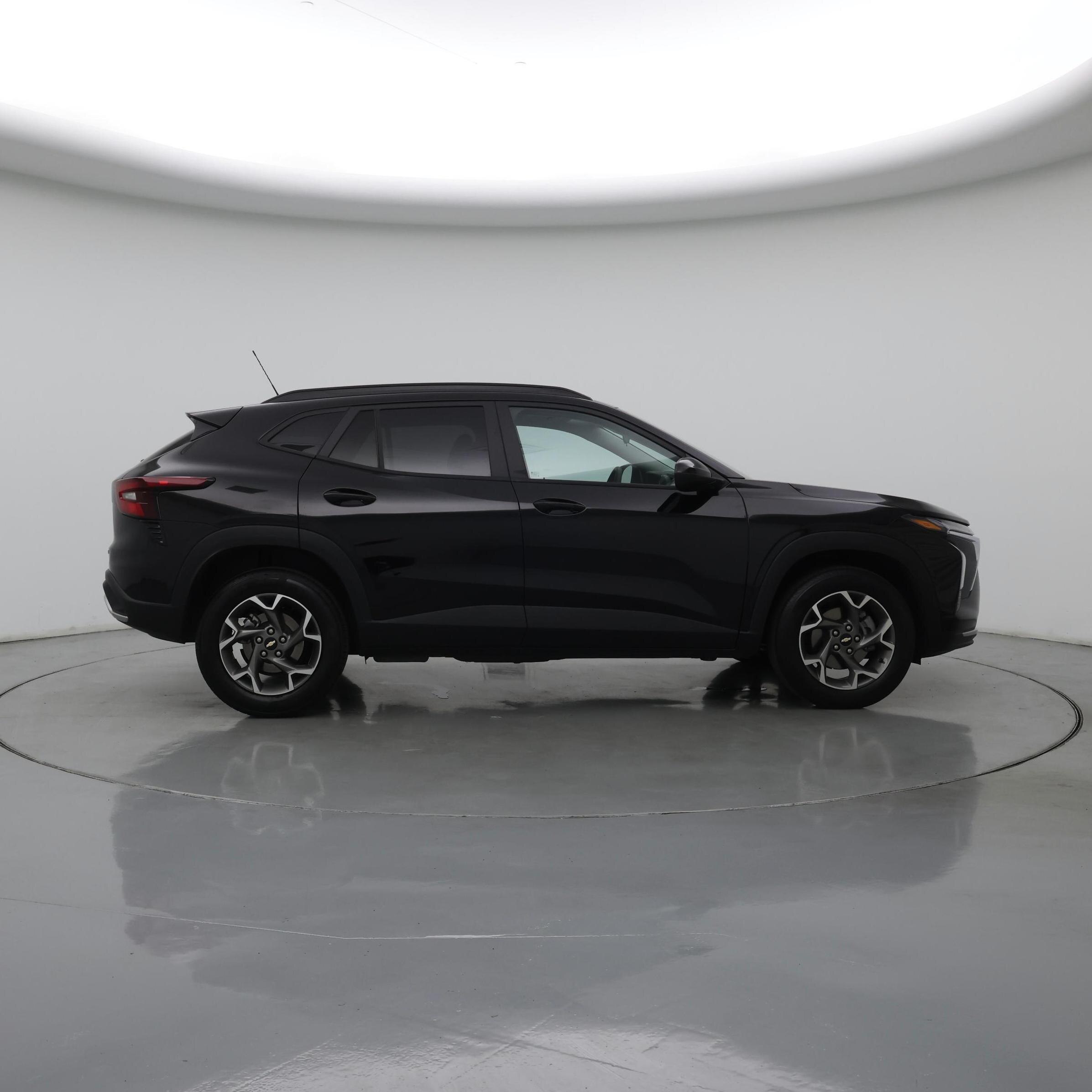 Thumbnail: 2025 Chevrolet Trax - 7