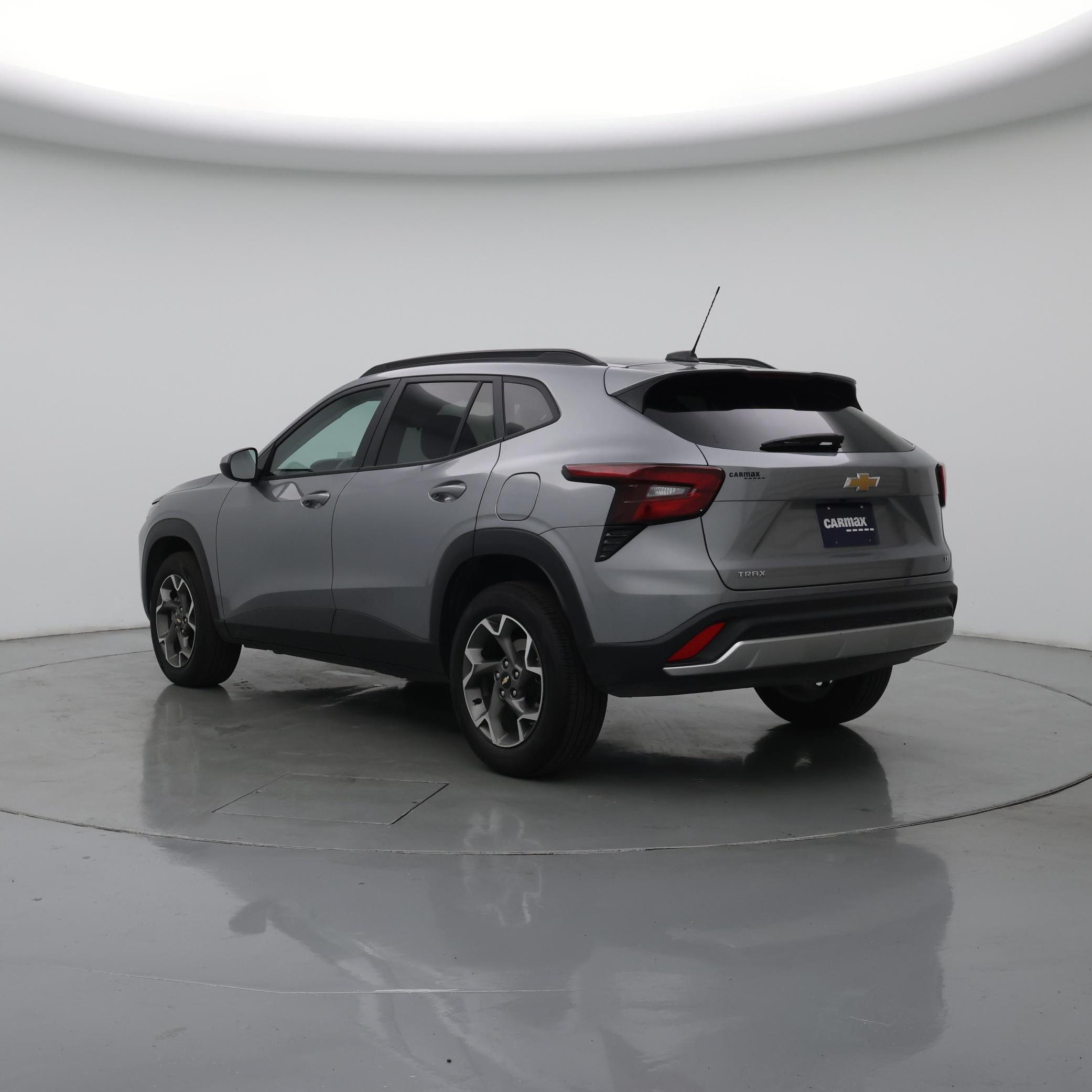 Thumbnail: 2025 Chevrolet Trax - 2