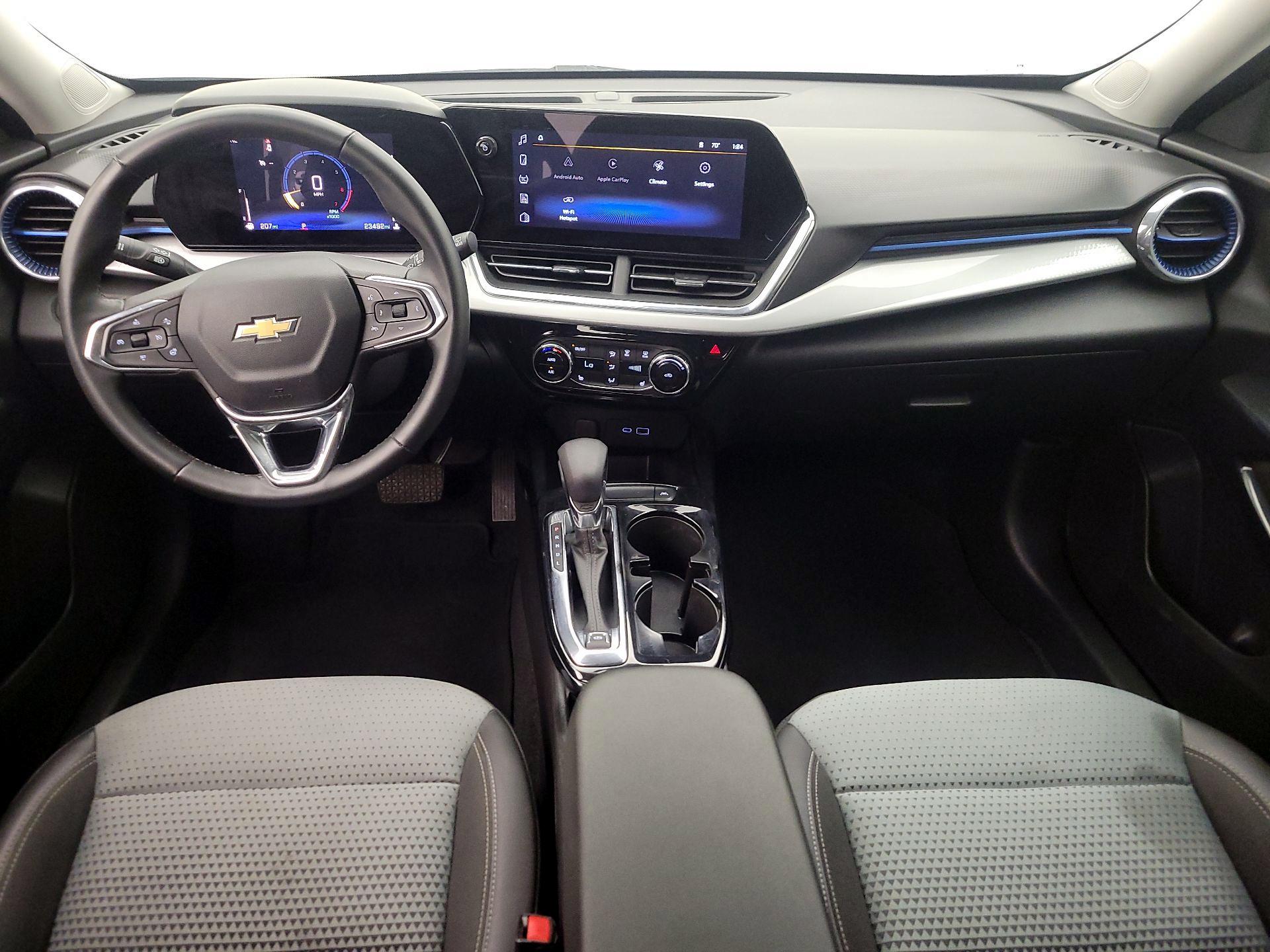 Thumbnail: 2025 Chevrolet Trax - 9