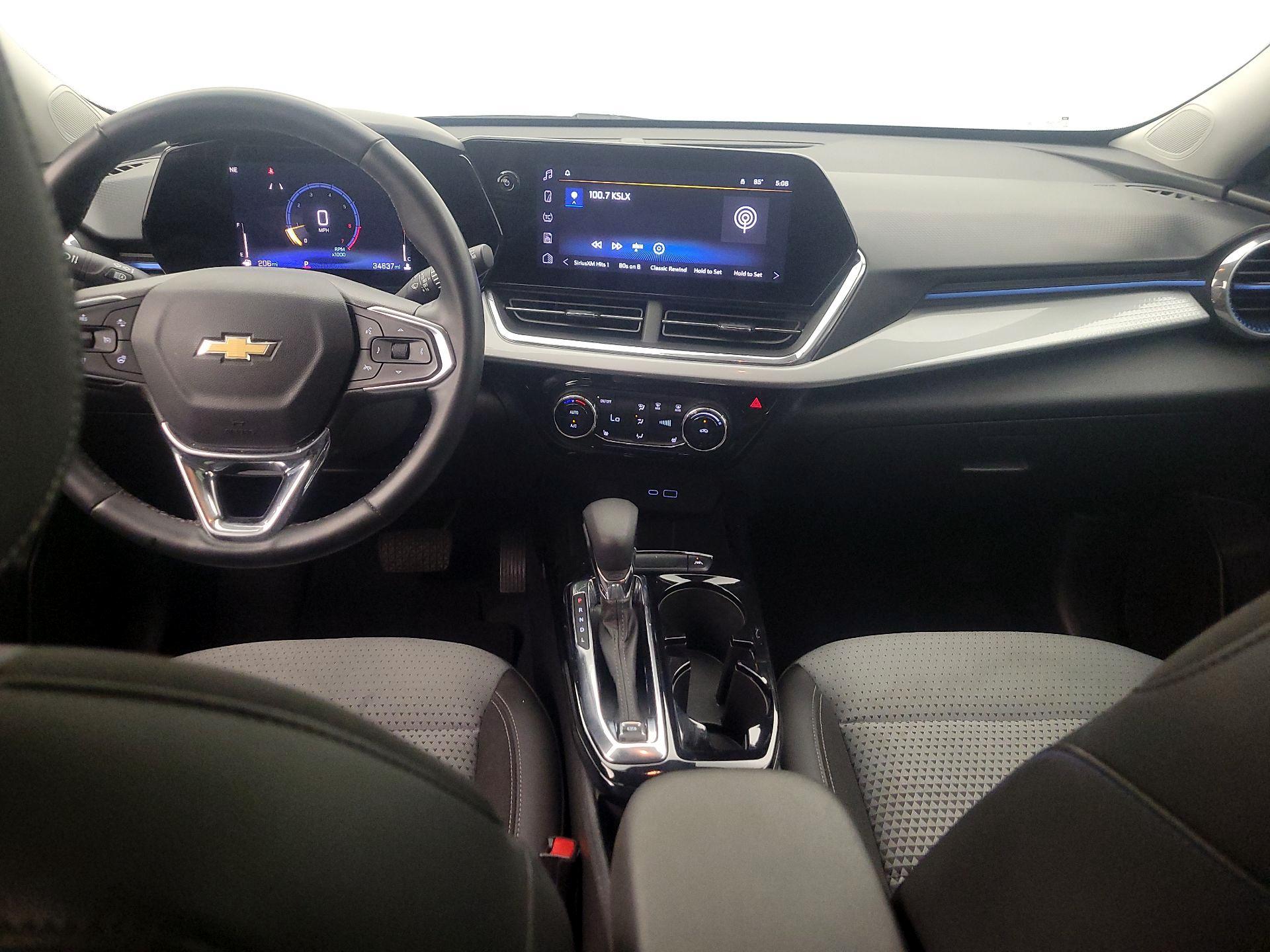 Thumbnail: 2025 Chevrolet Trax - 9