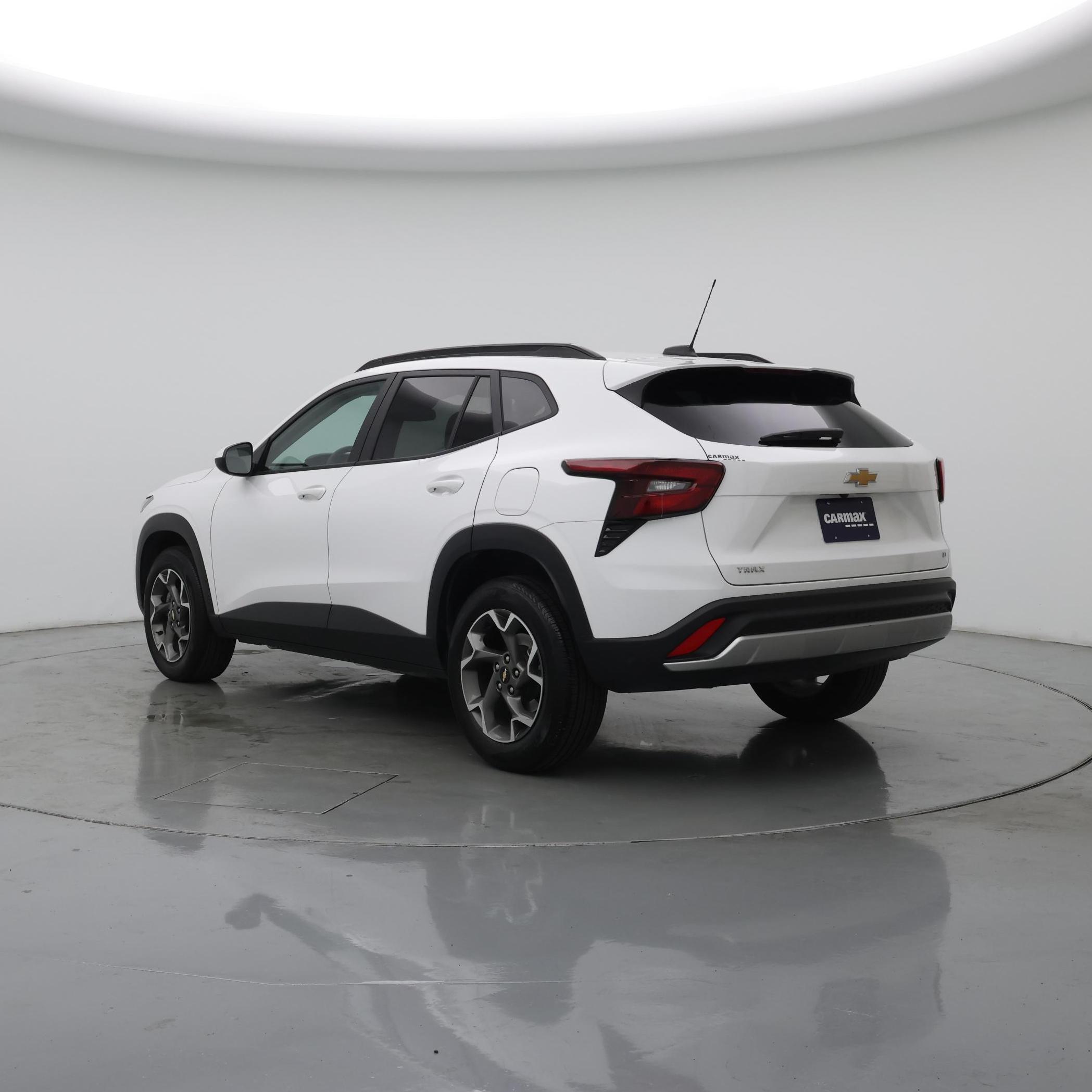 Thumbnail: 2025 Chevrolet Trax - 2