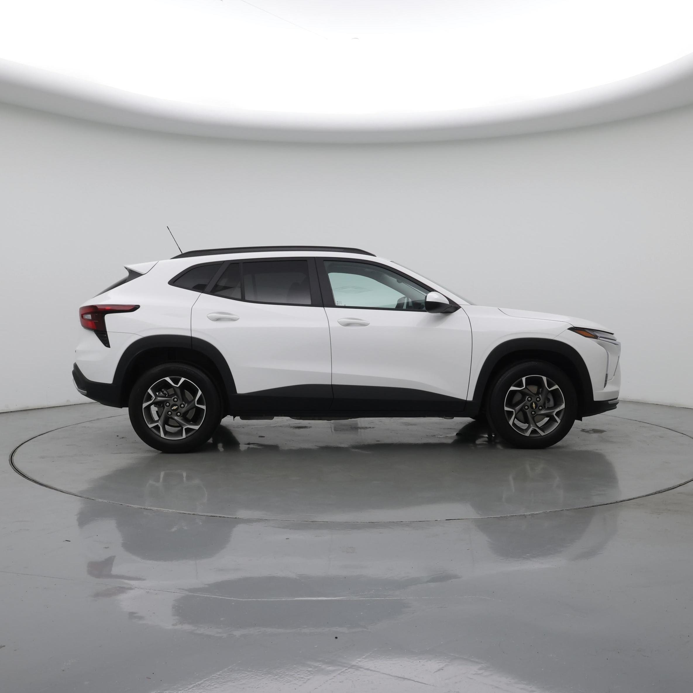 Thumbnail: 2025 Chevrolet Trax - 7
