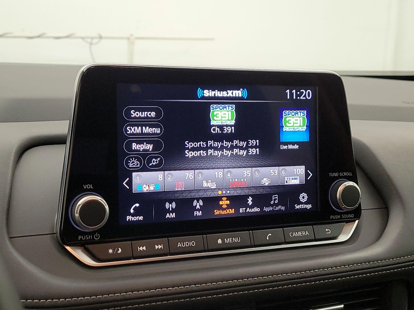 2025 Nissan Rogue SV - Photo 14