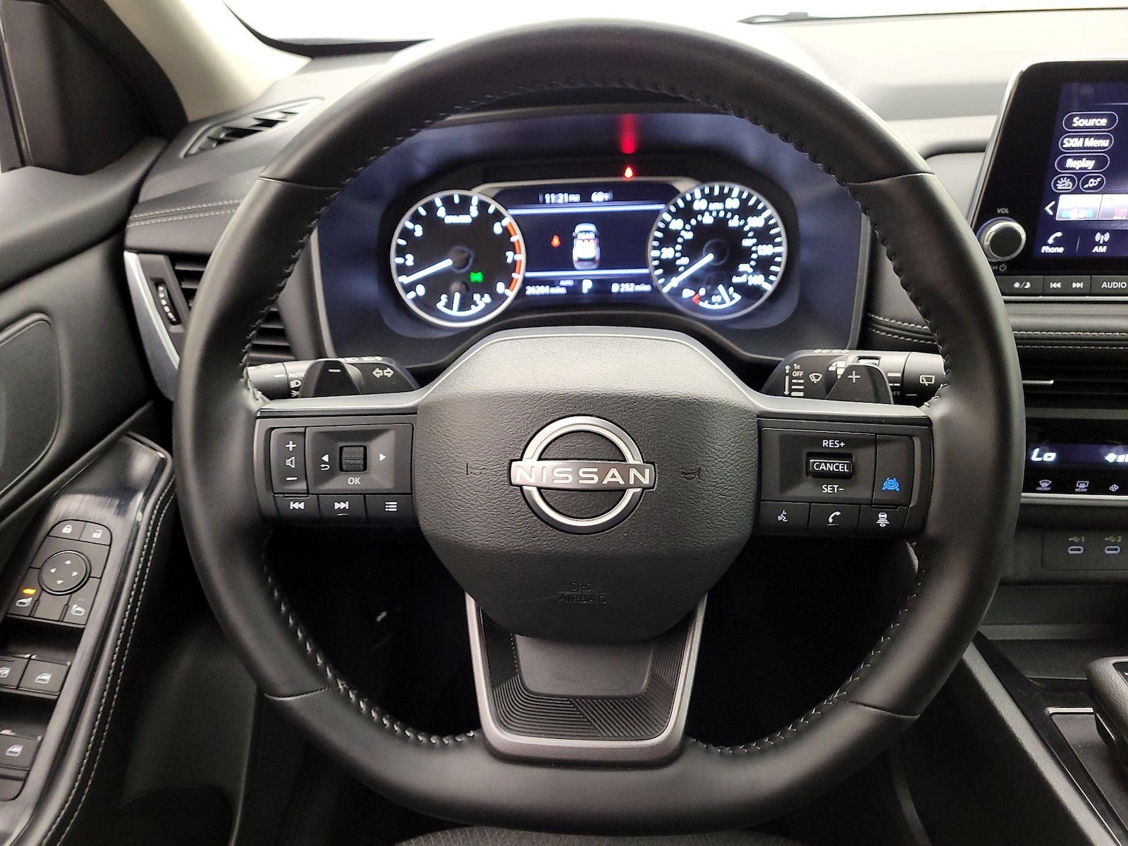 2025 Nissan Rogue SV - Photo 9