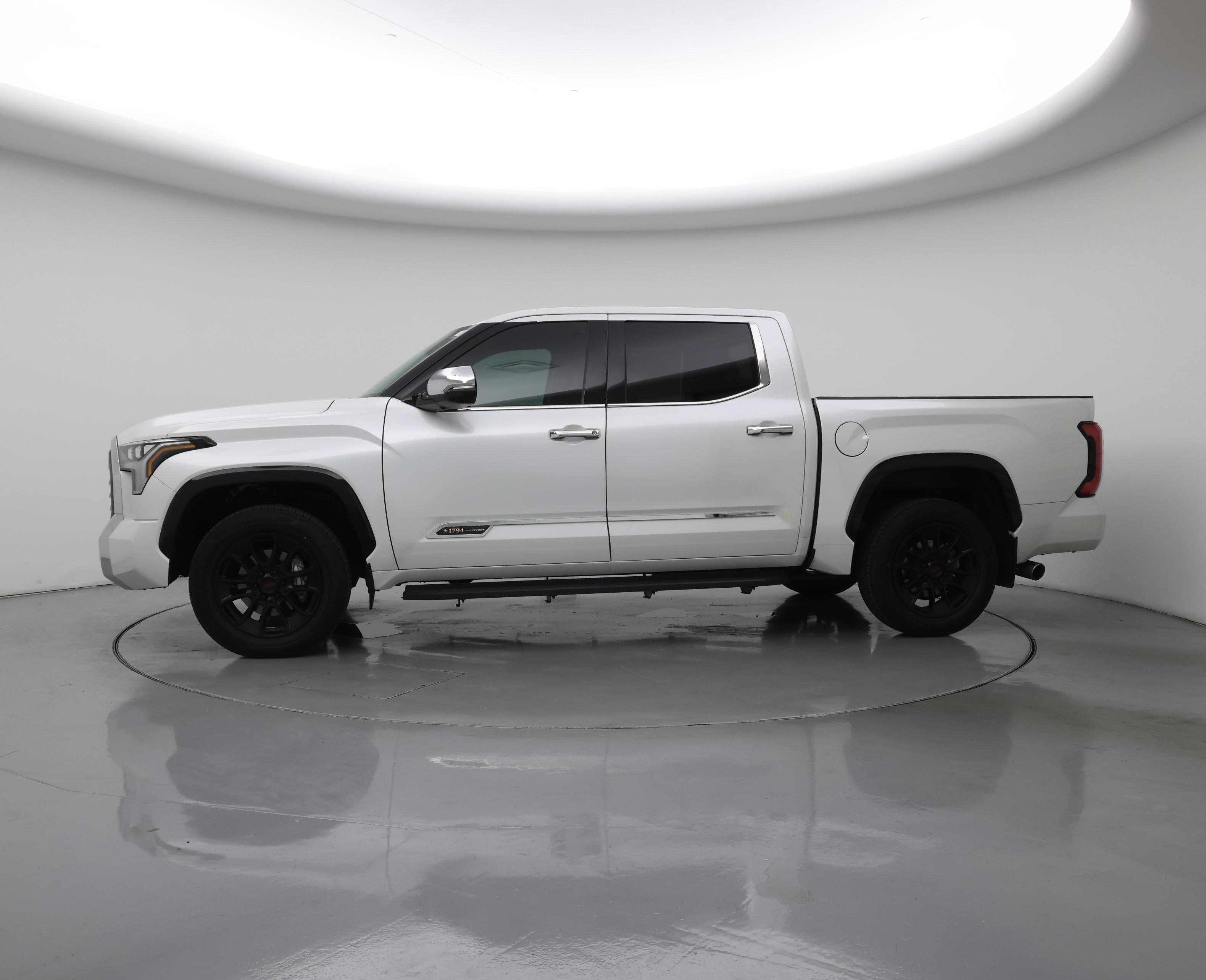 Thumbnail: 2023 Toyota Tundra - 3