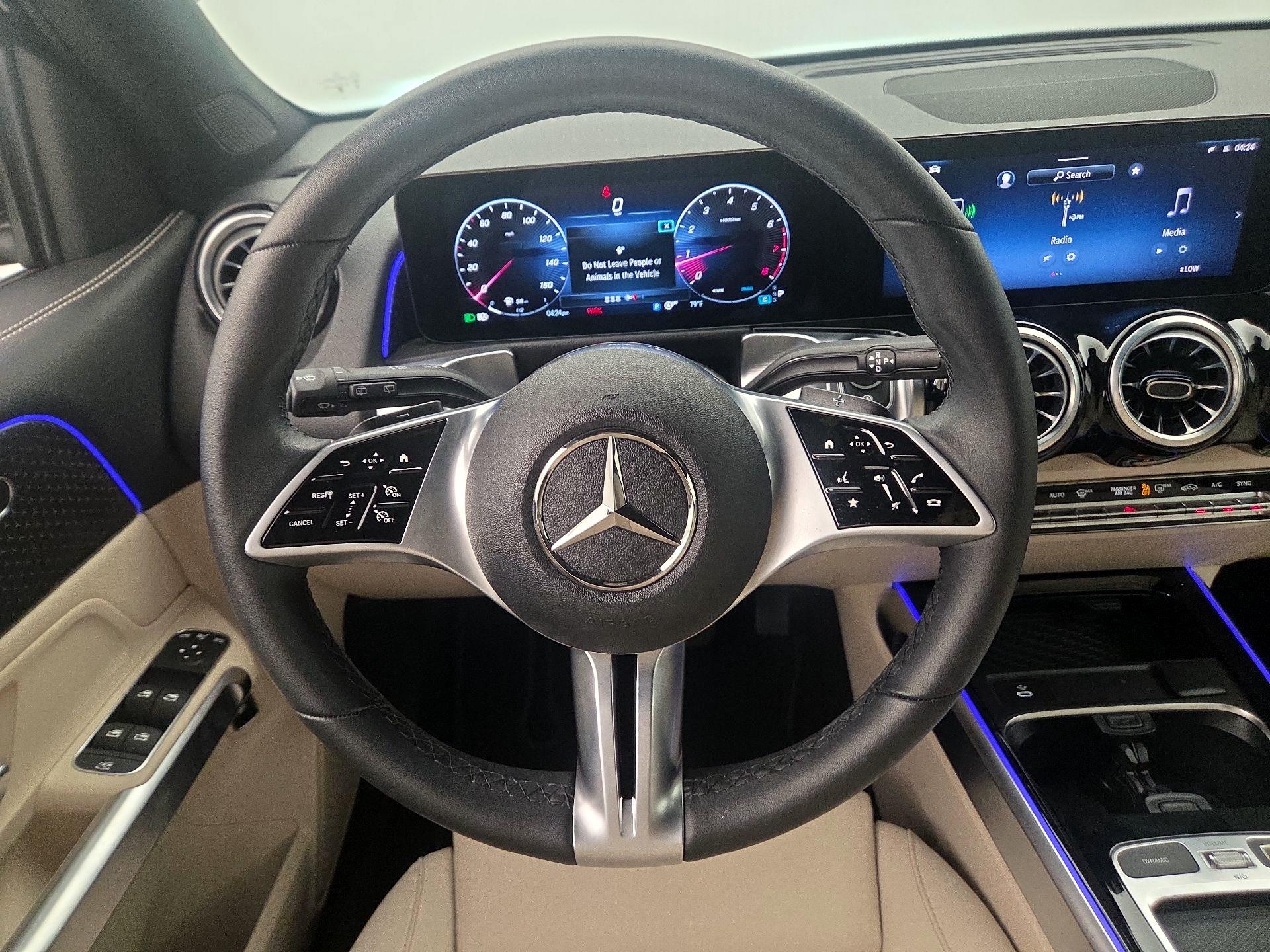 Thumbnail: 2025 Mercedes-Benz GLB - 10