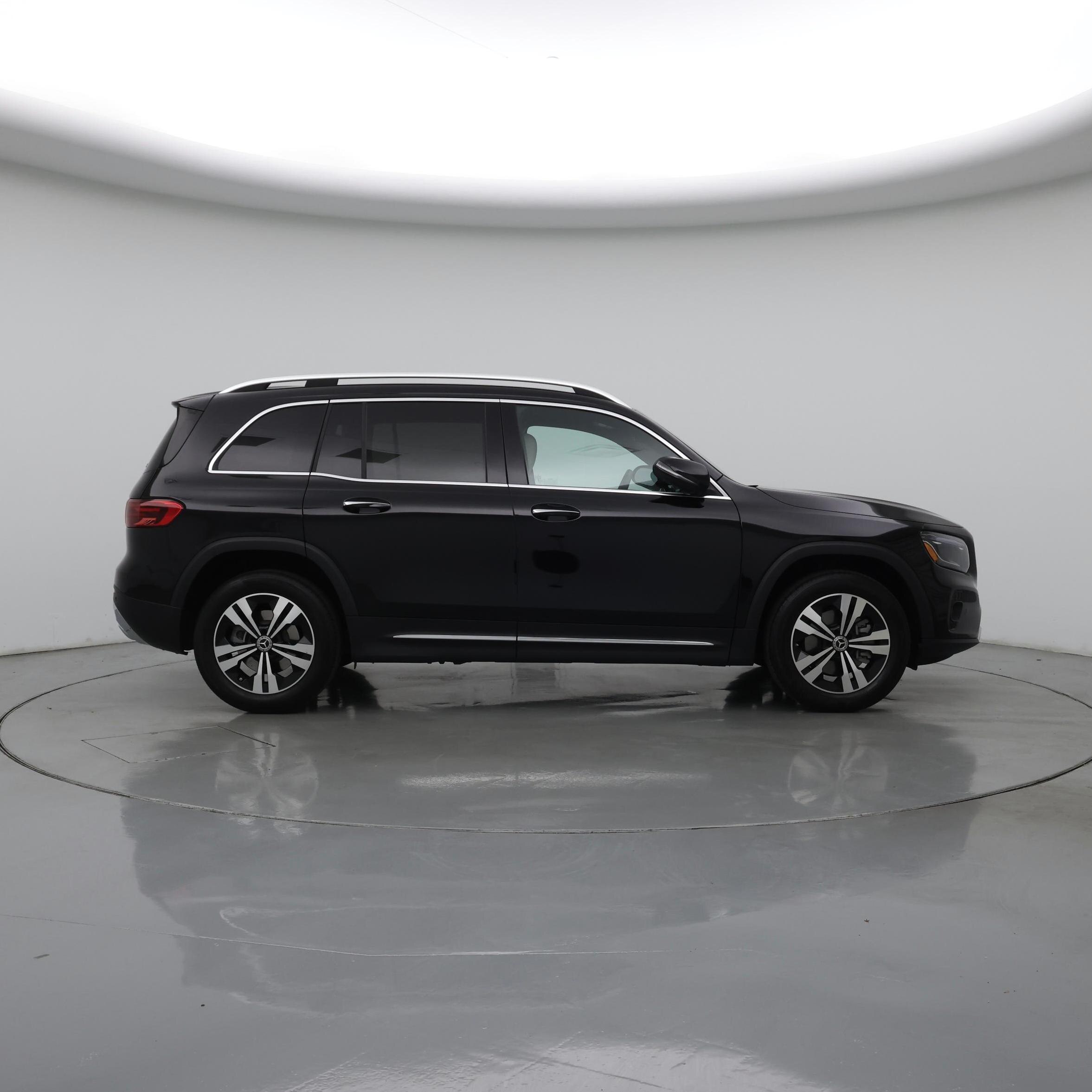 Thumbnail: 2025 Mercedes-Benz GLB - 7
