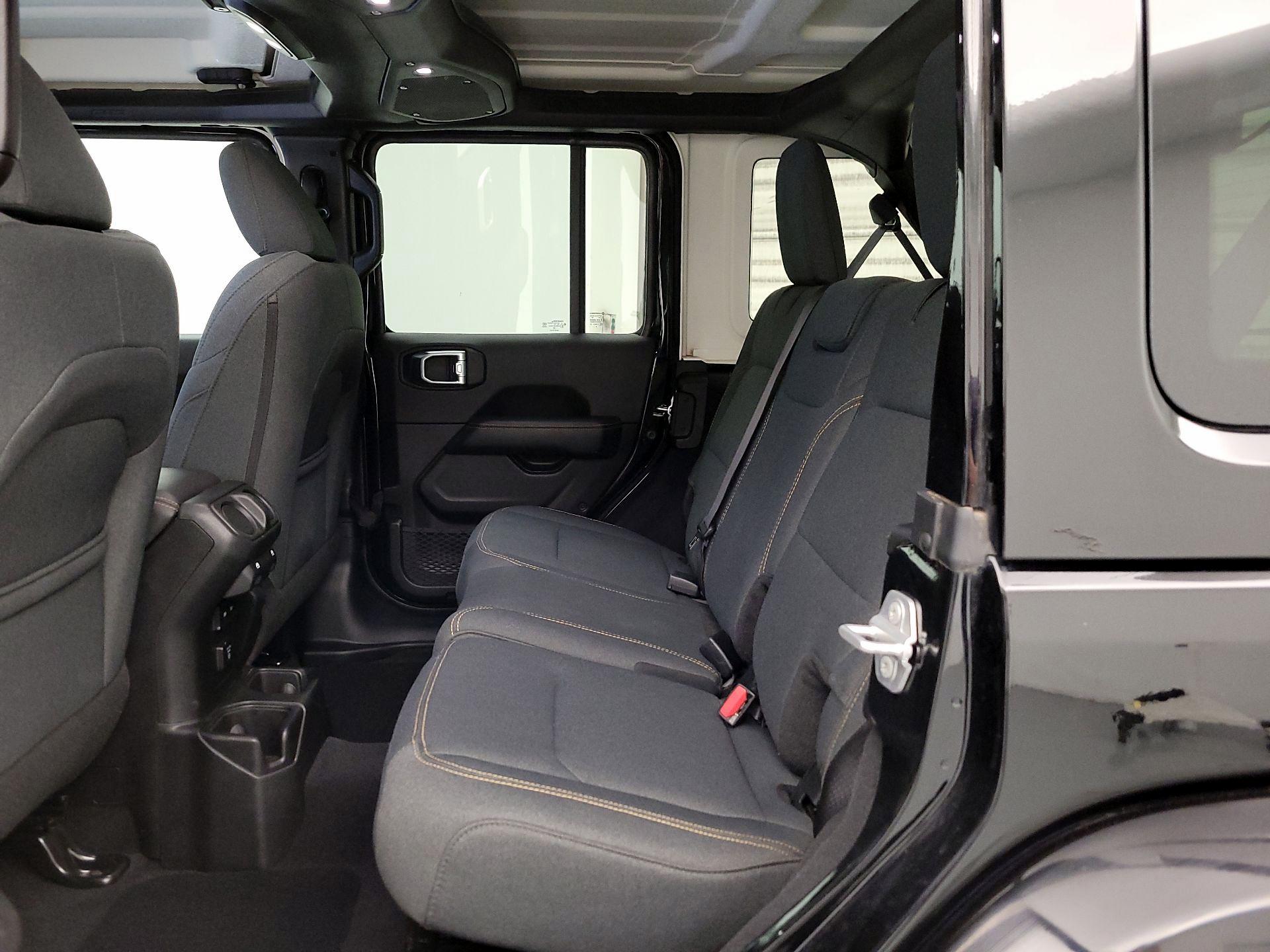 Thumbnail: 2025 Jeep Wrangler - 19