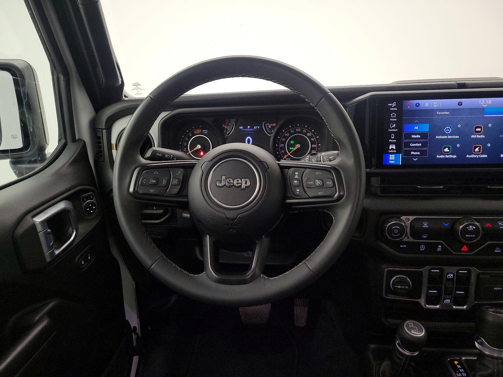Thumbnail: 2025 Jeep Wrangler - 10