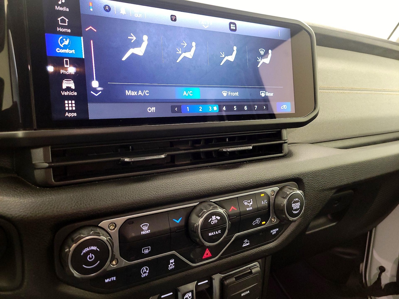 2025 Jeep Wrangler 4-Door Sport S - Photo 17