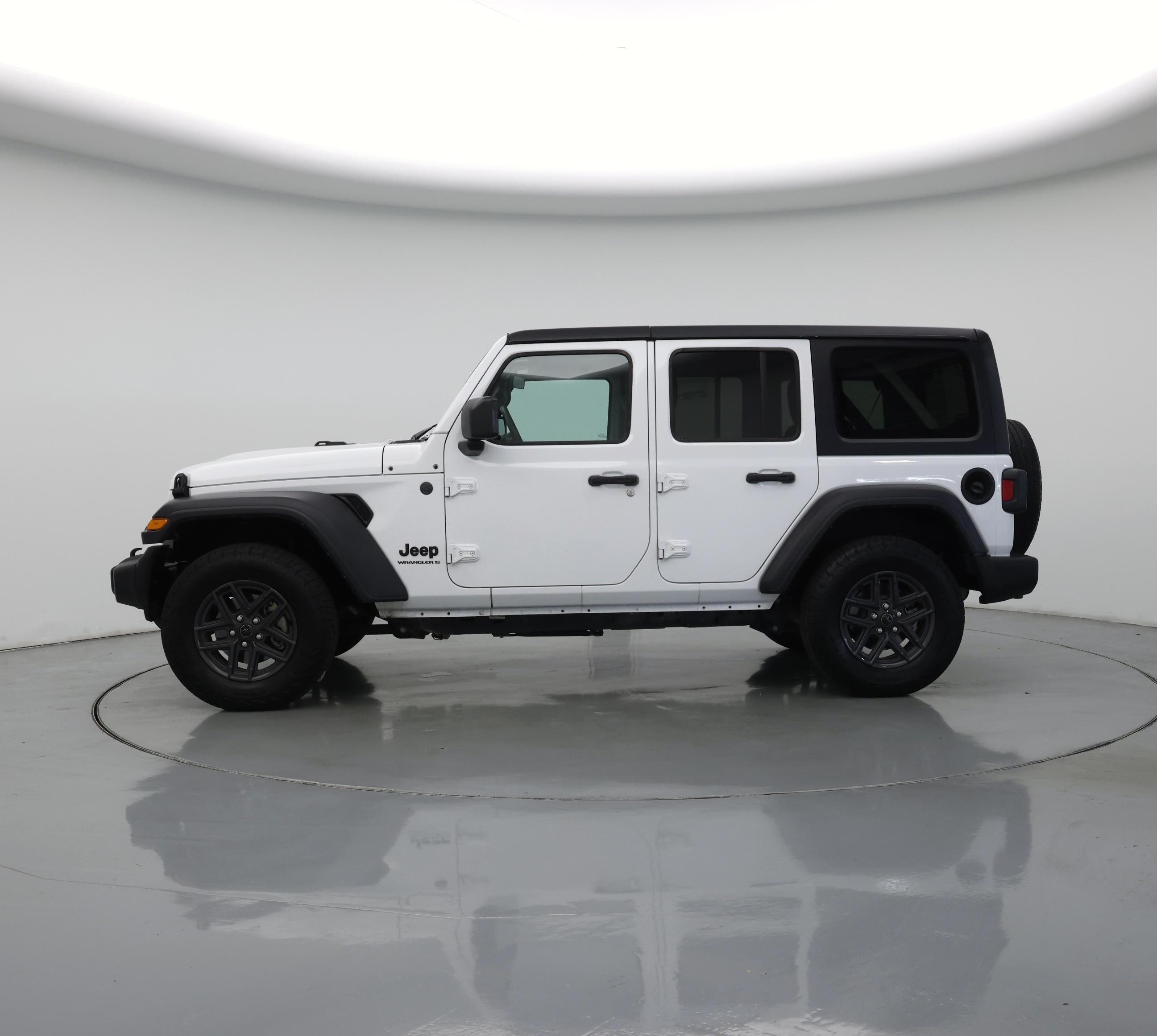 Thumbnail: 2025 Jeep Wrangler - 3