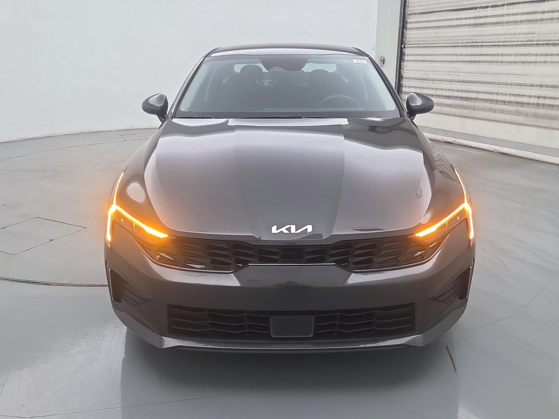 Thumbnail: 2025 Kia K5 - 2