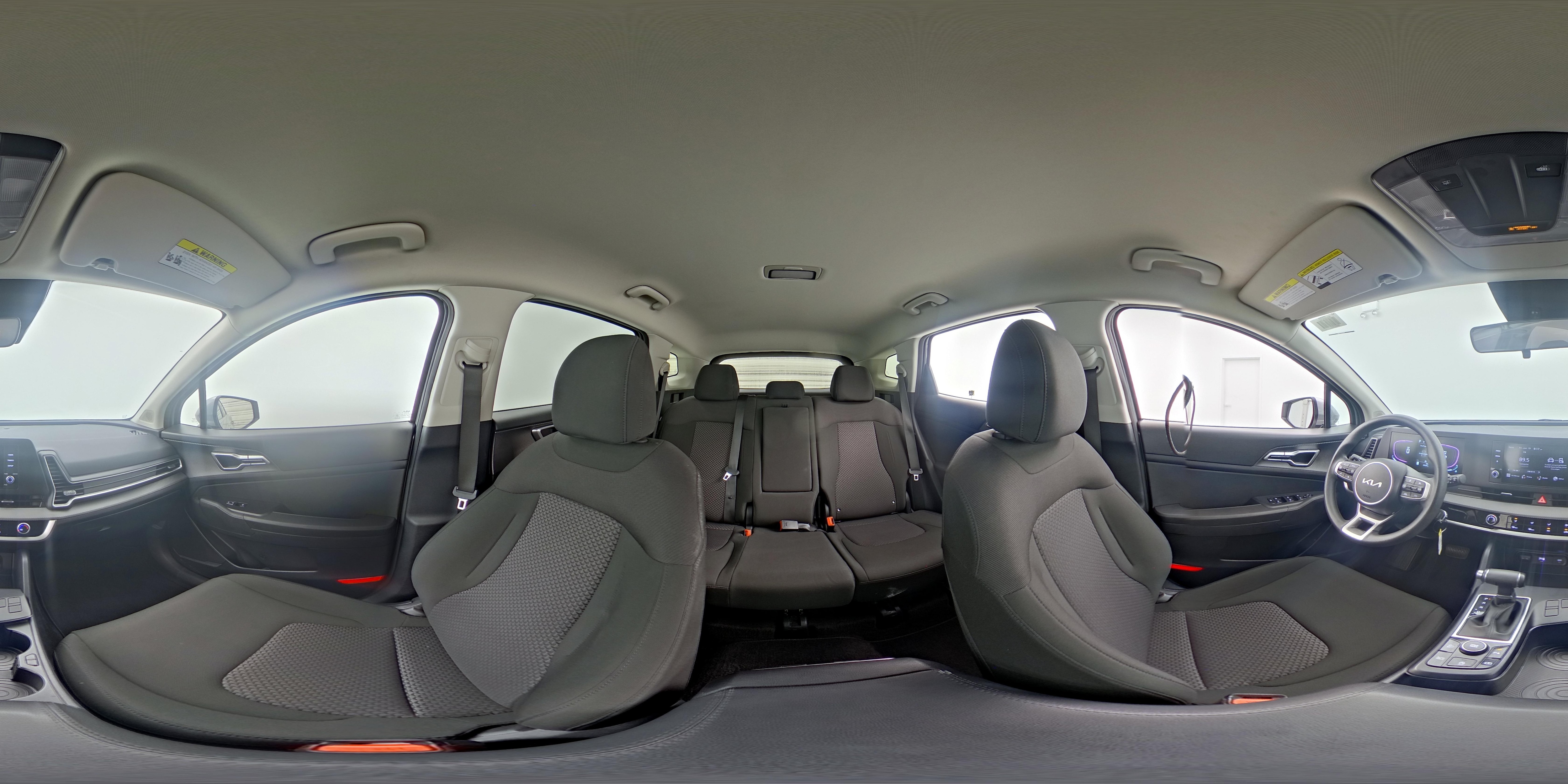 2025 Kia Sportage LX - Photo 24