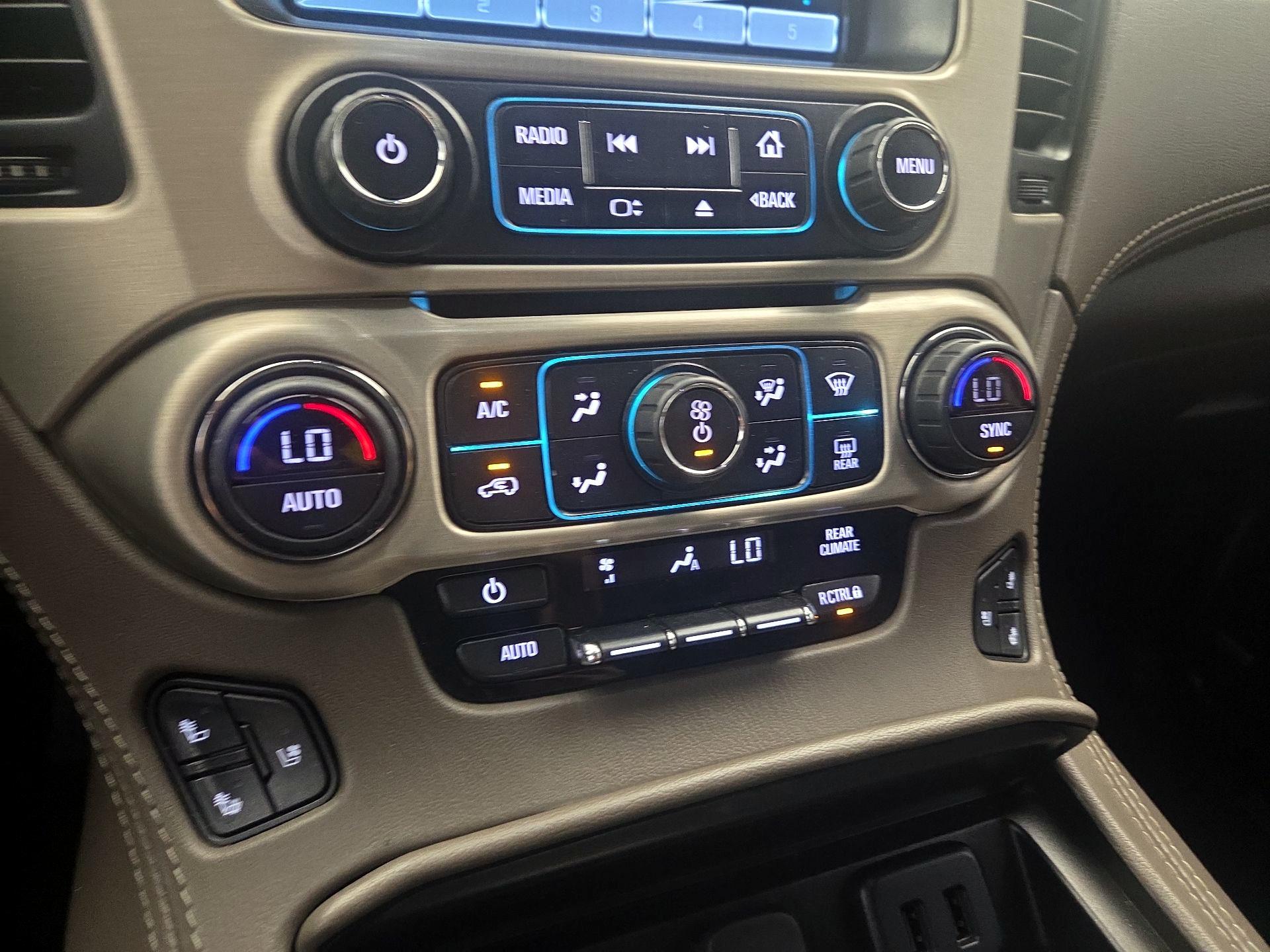 Thumbnail: 2020 GMC Yukon XL - 17