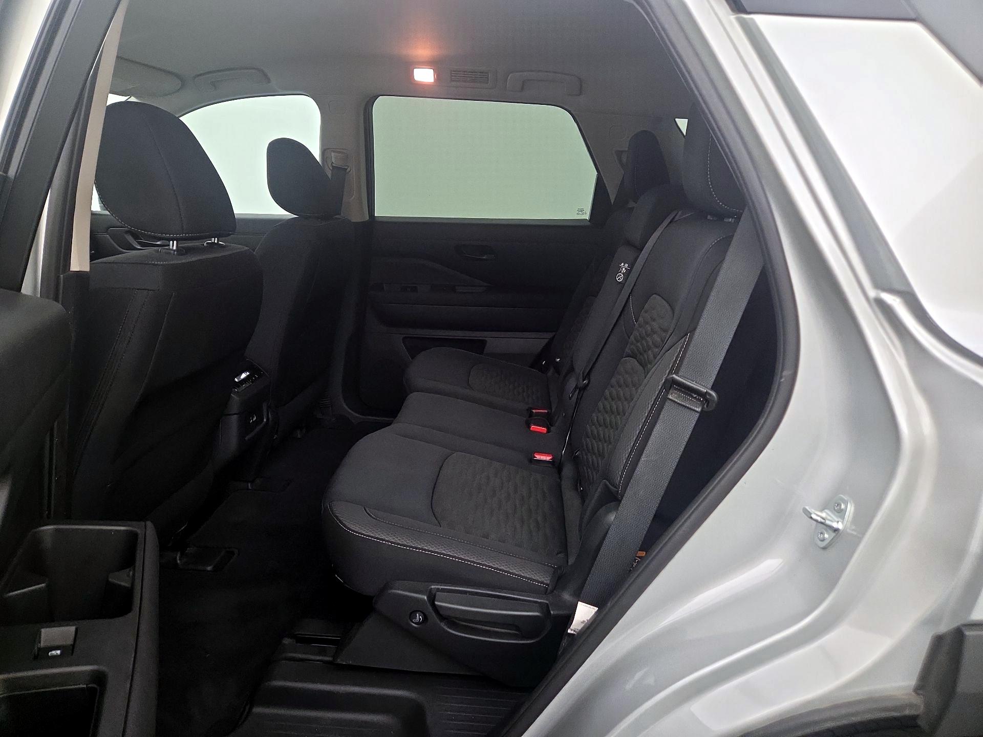 Thumbnail: 2025 Nissan Pathfinder - 19