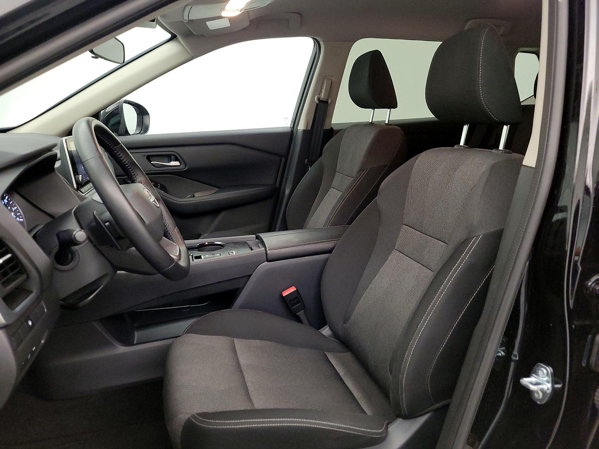 Thumbnail: 2025 Nissan Rogue - 11