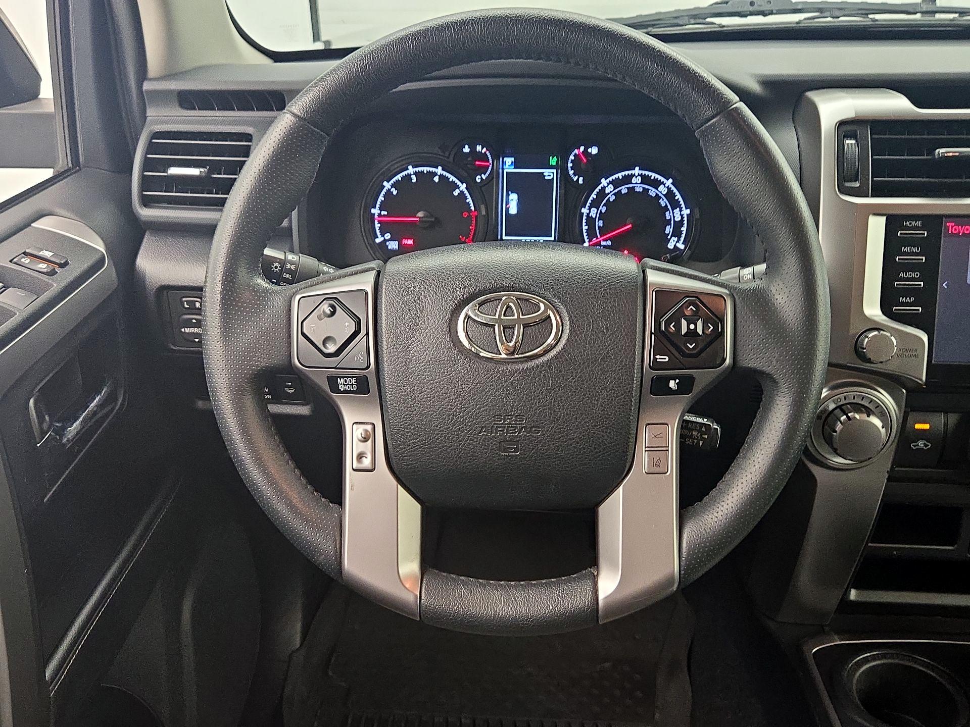 Thumbnail: 2022 Toyota 4Runner - 10