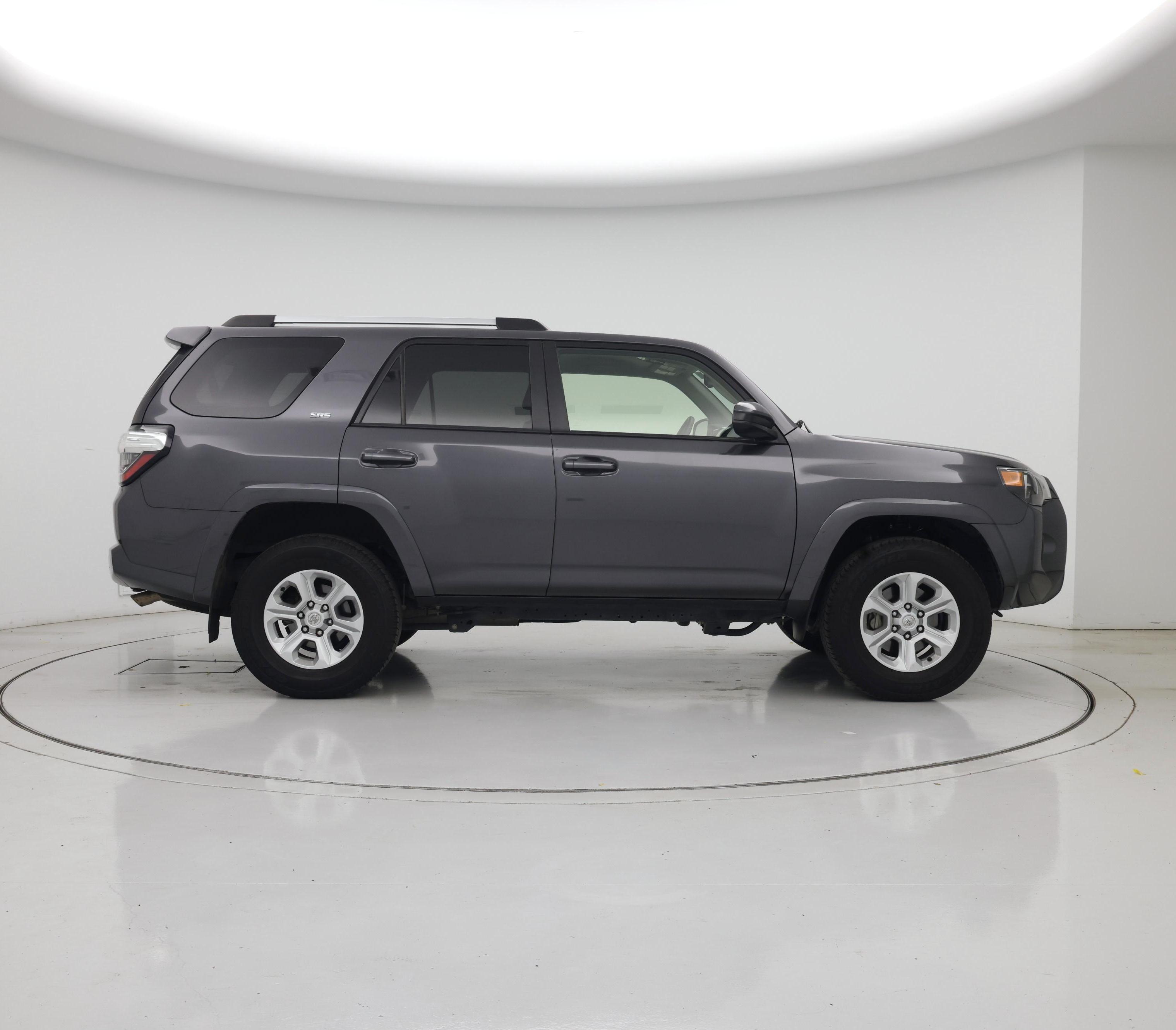 Thumbnail: 2022 Toyota 4Runner - 7