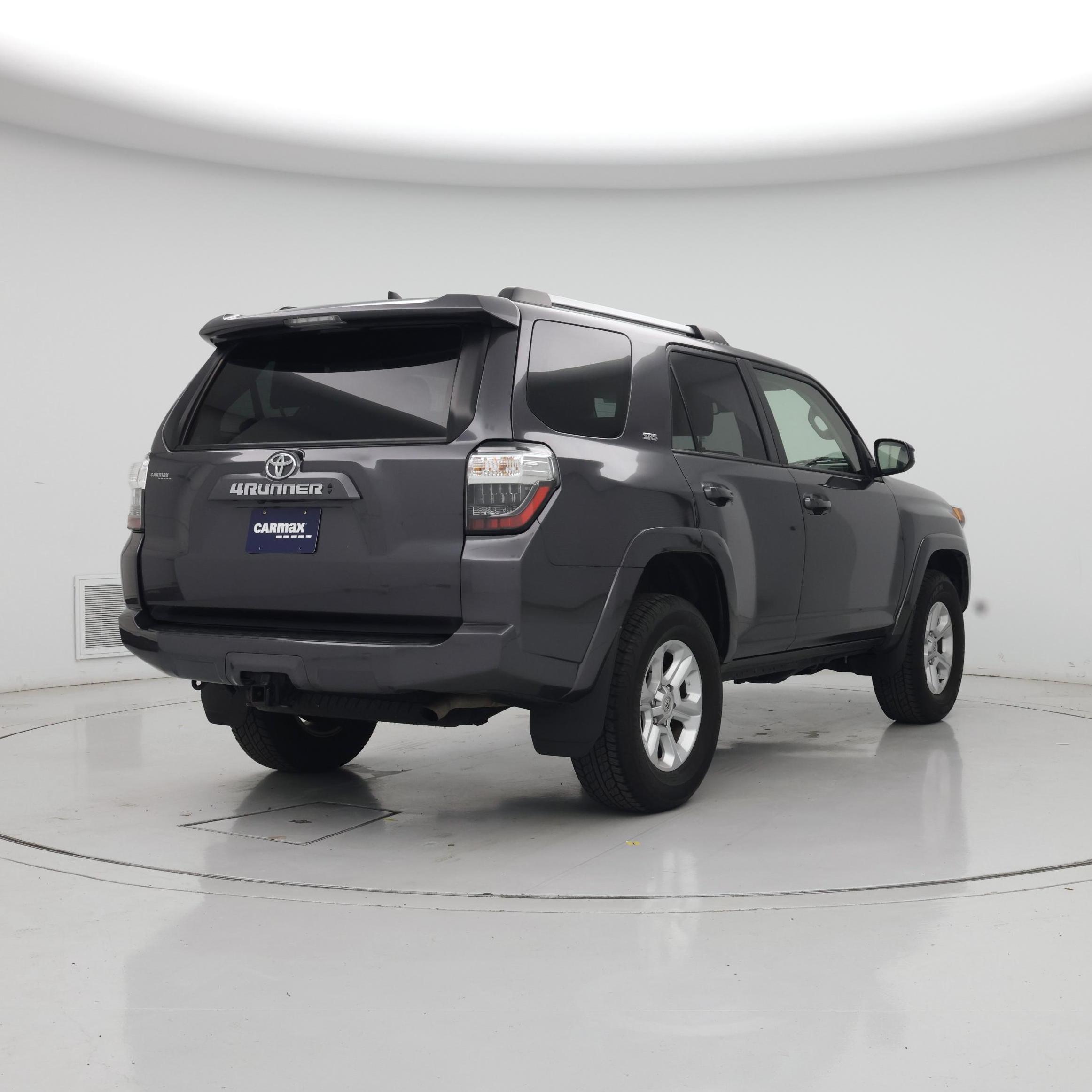 Thumbnail: 2022 Toyota 4Runner - 8