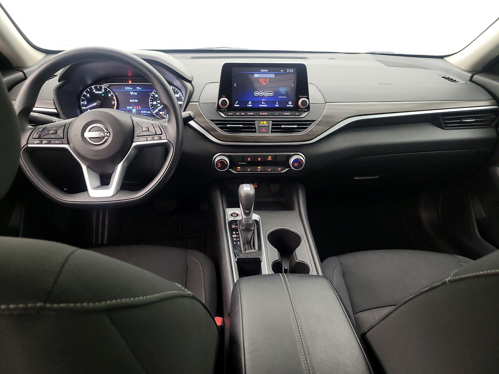 Thumbnail: 2025 Nissan Altima - 9