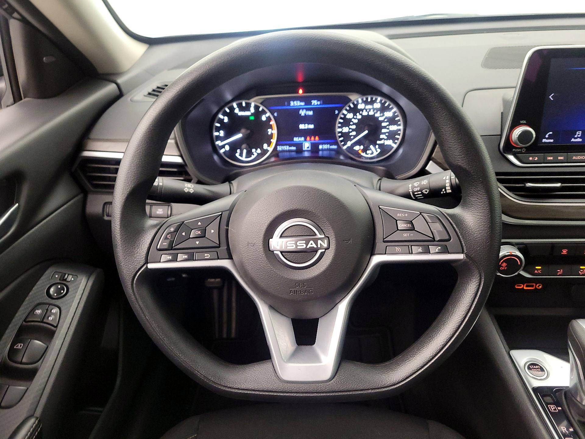 Thumbnail: 2025 Nissan Altima - 10