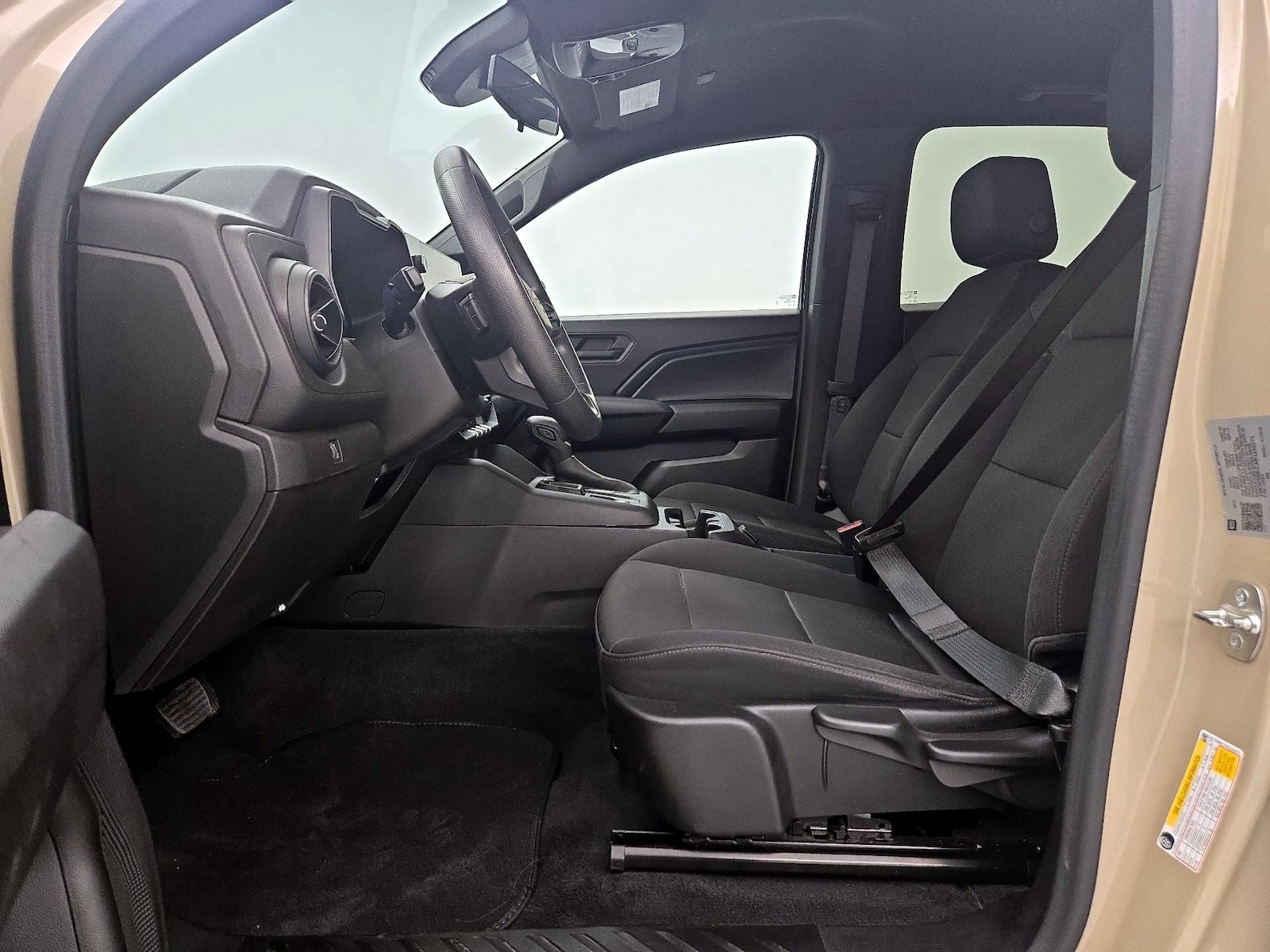 2024 Chevrolet Colorado Work Truck - Photo 12