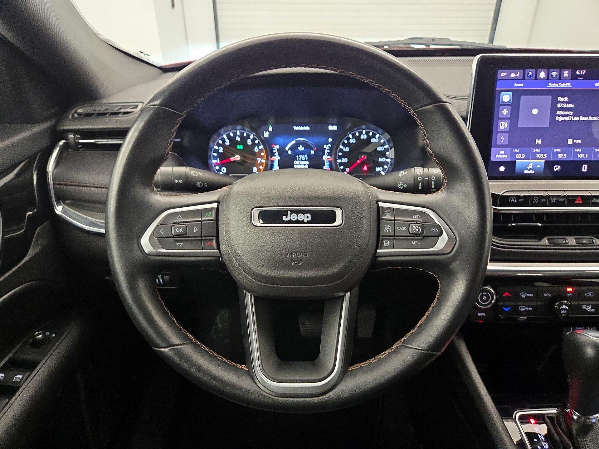 Thumbnail: 2022 Jeep Compass - 10