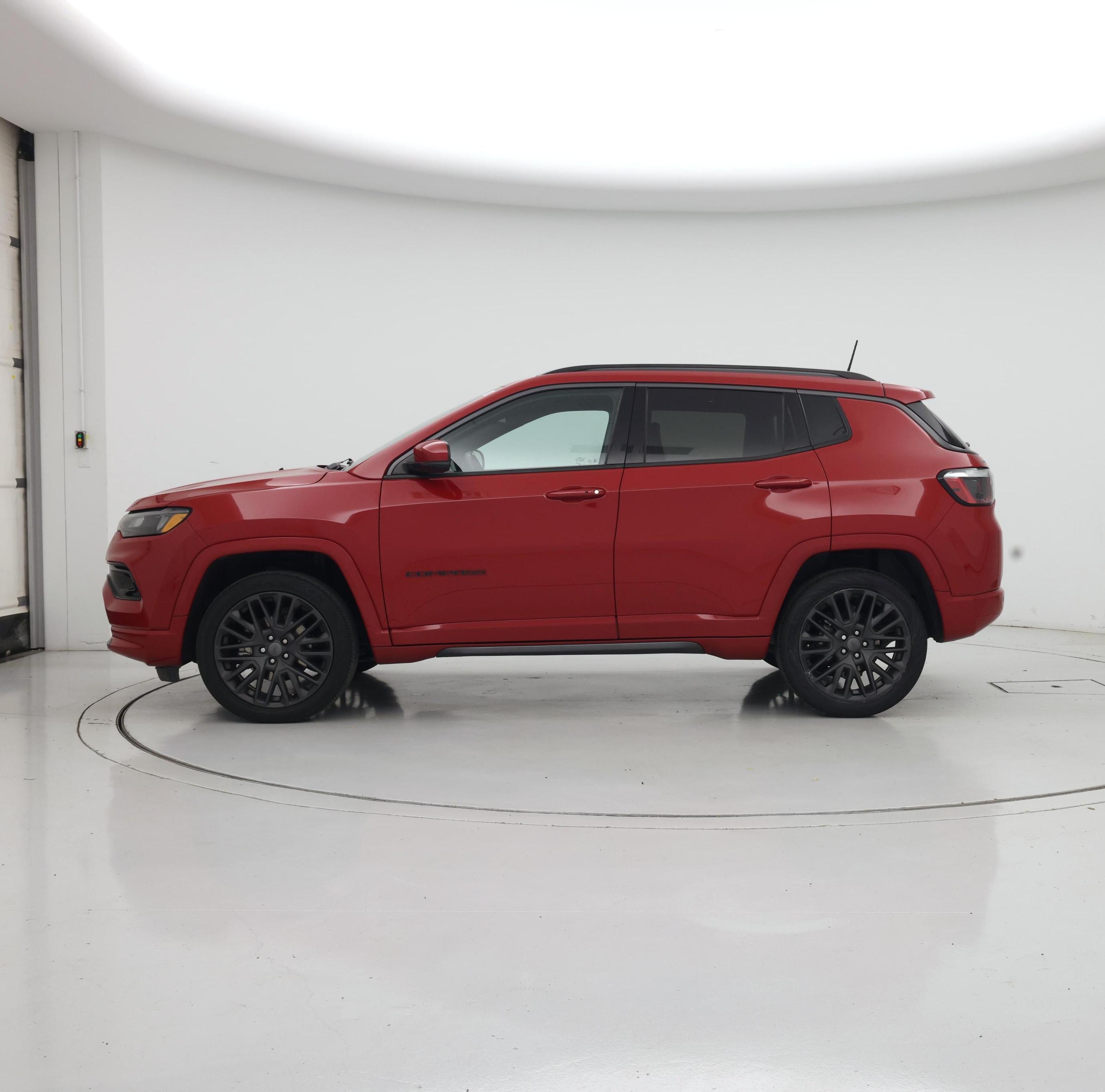 Thumbnail: 2022 Jeep Compass - 3