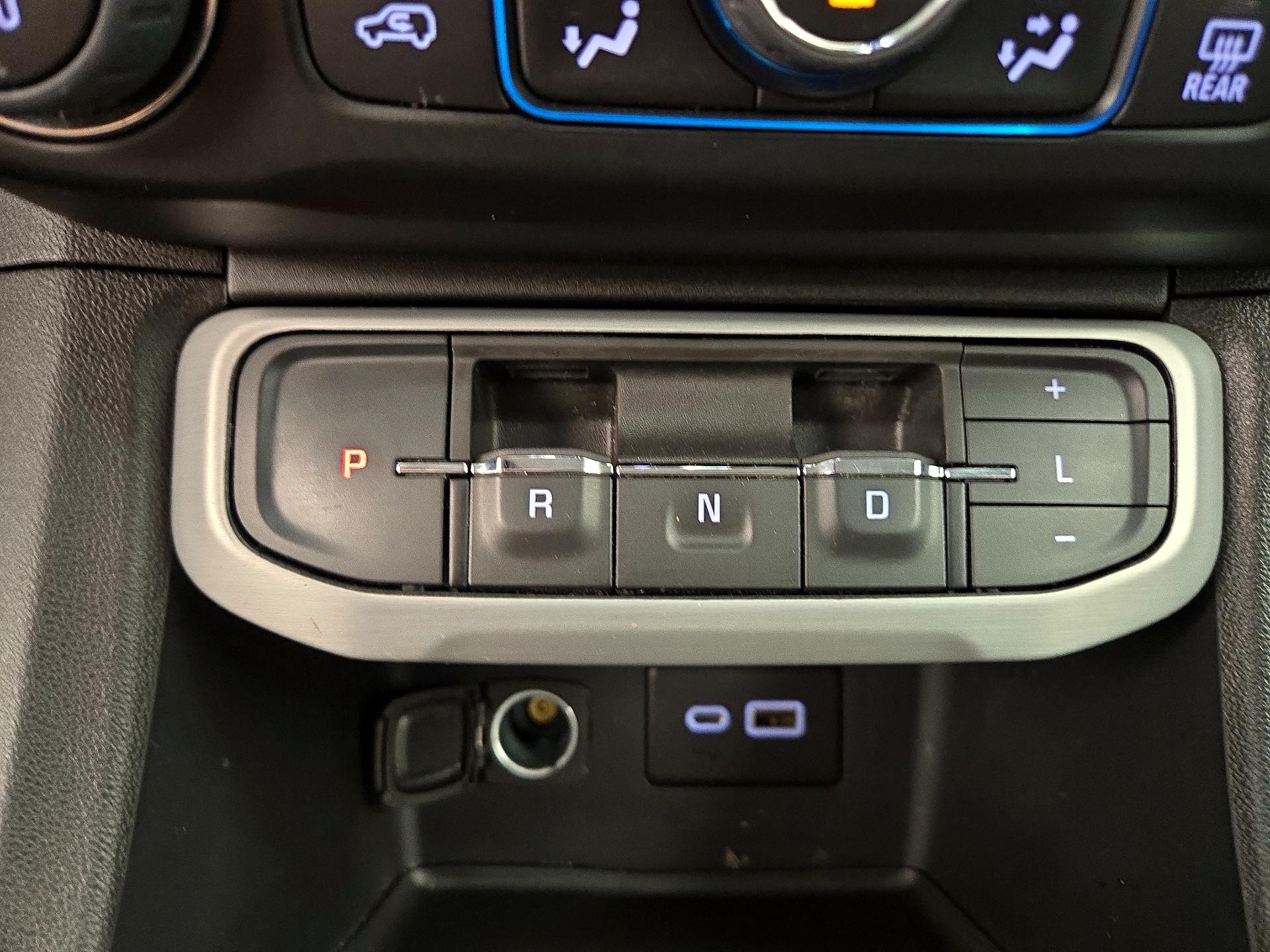 Thumbnail: 2023 GMC Acadia - 17