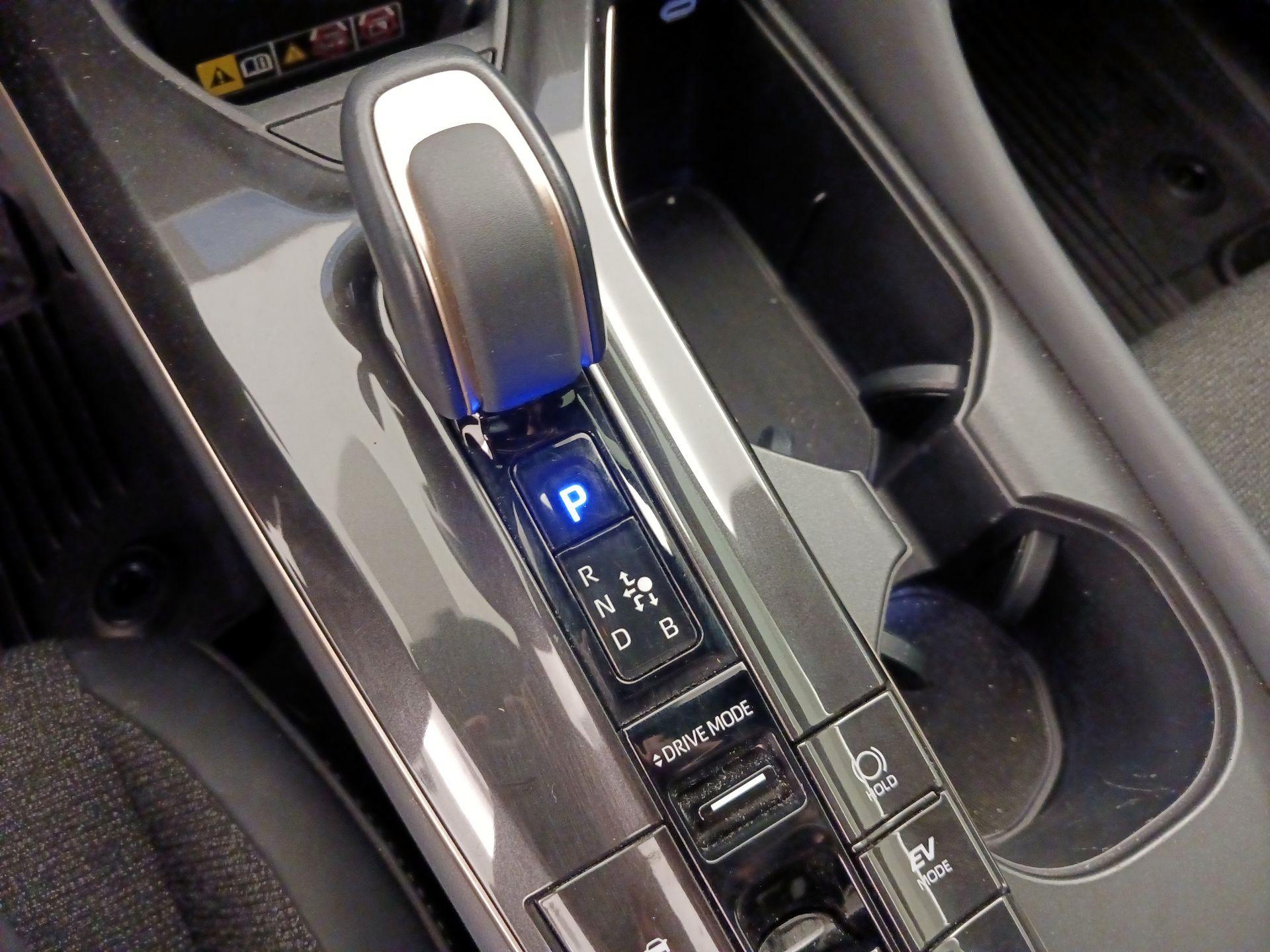 Thumbnail: 2024 Toyota Crown - 18