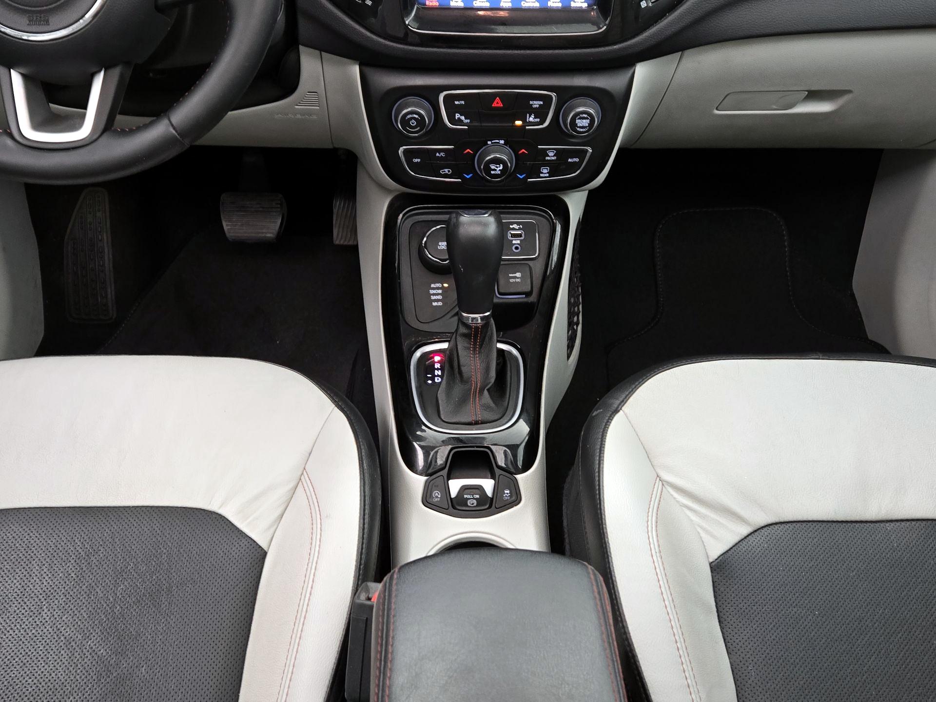 Thumbnail: 2021 Jeep Compass - 17