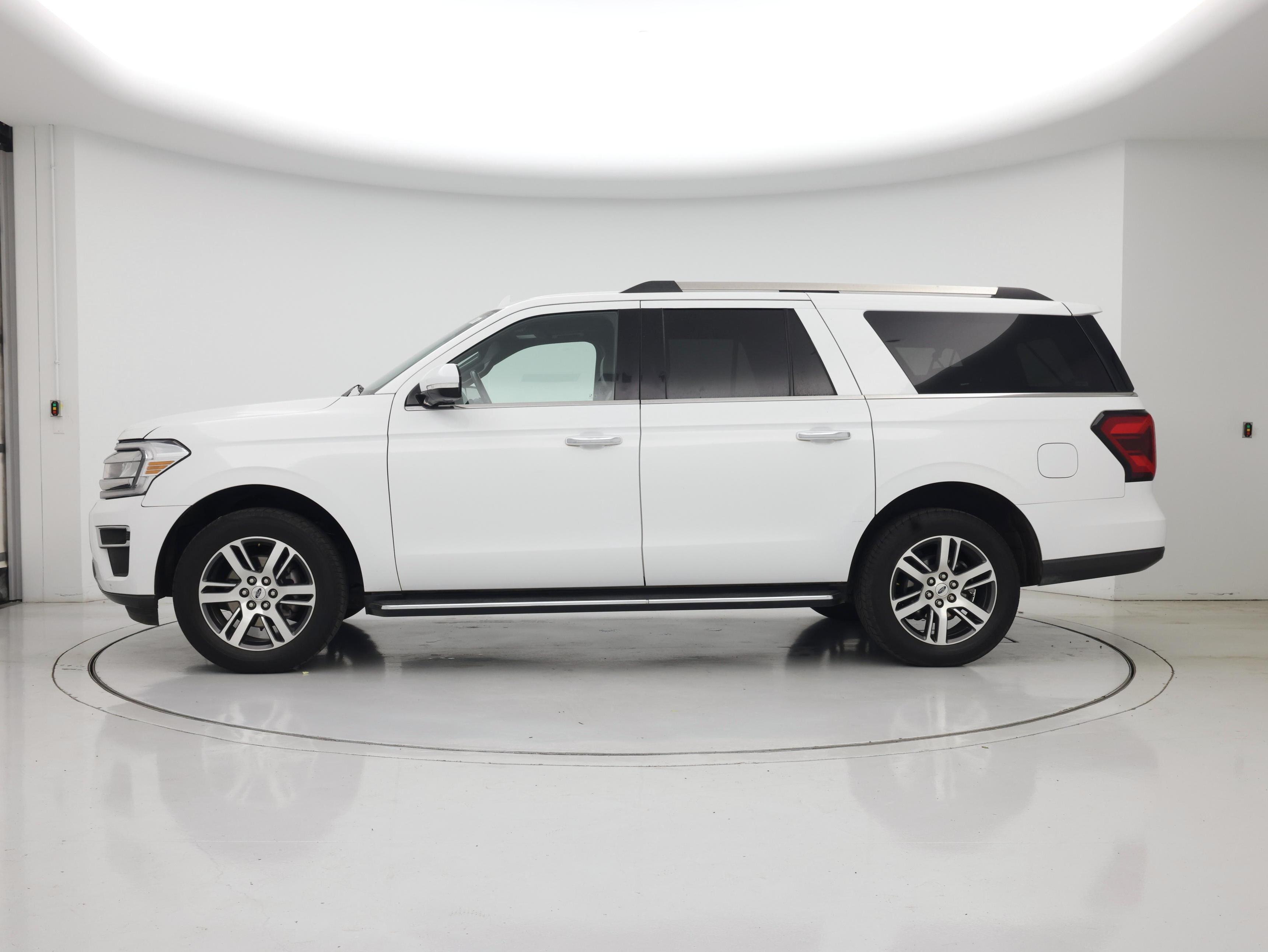 Thumbnail: 2022 Ford Expedition MAX - 3