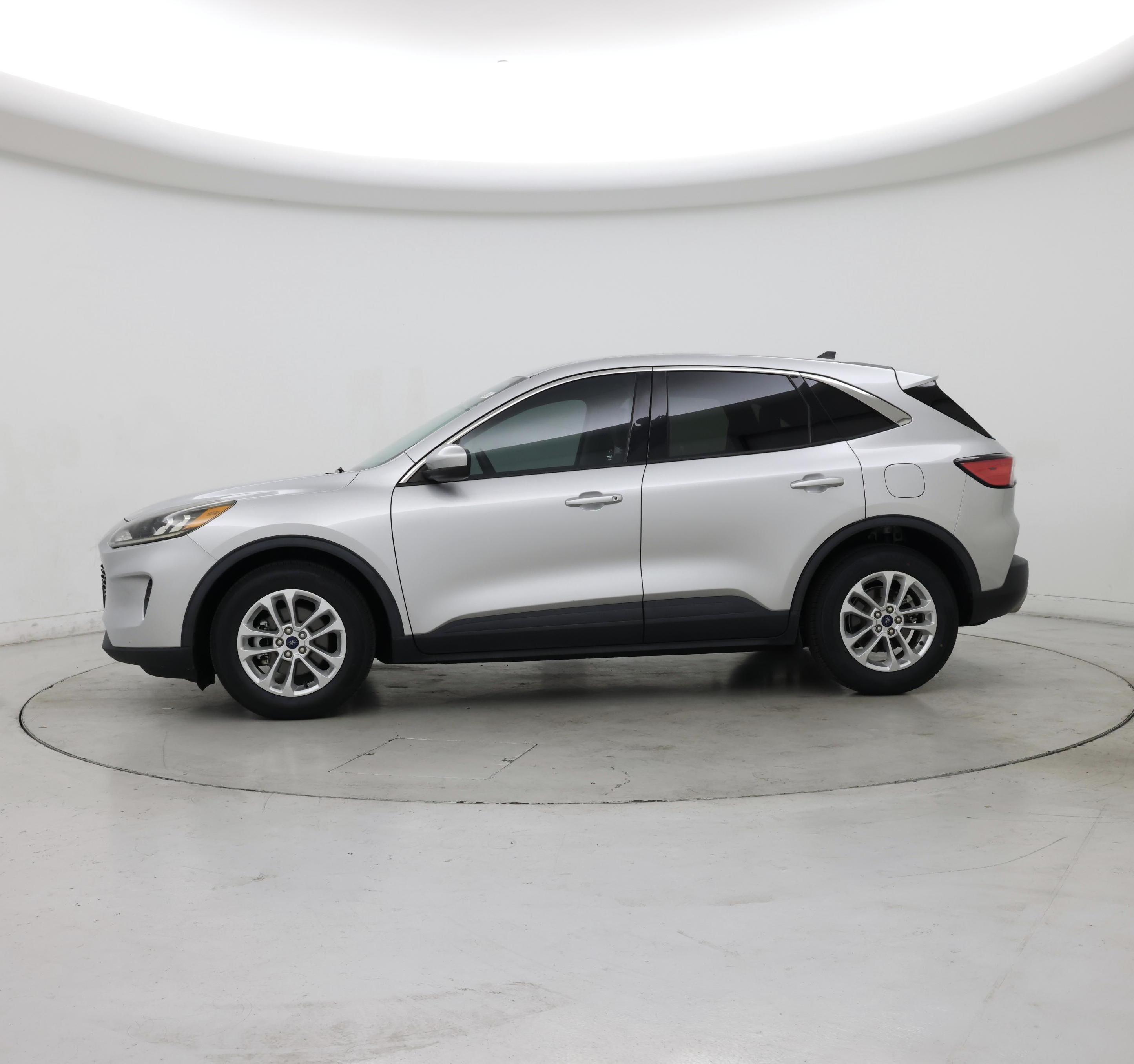 Thumbnail: 2020 Ford Escape - 3