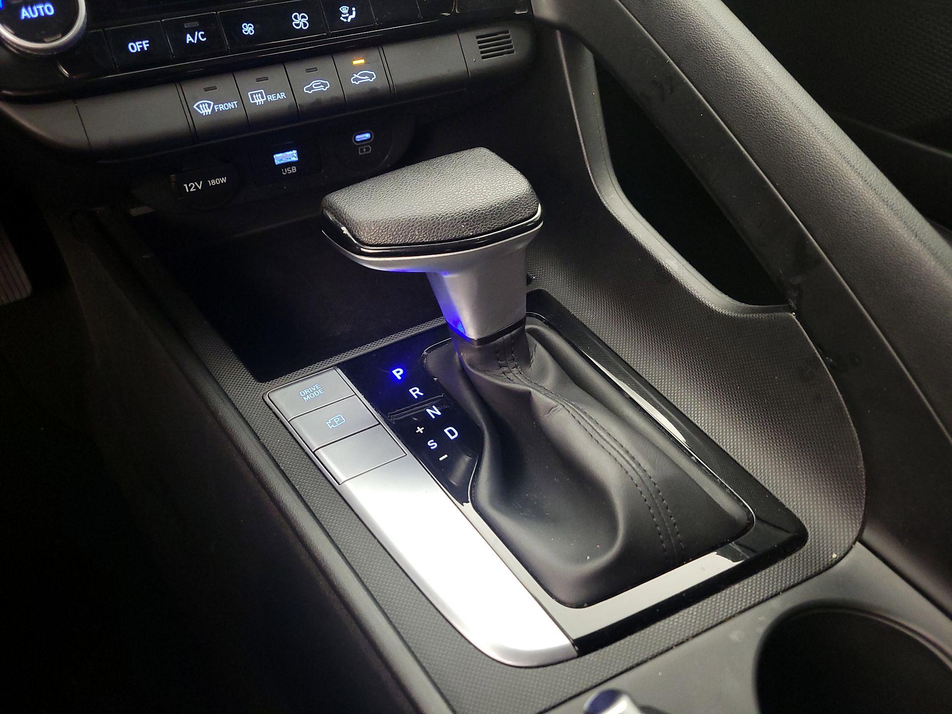 Thumbnail: 2024 Hyundai Elantra - 18