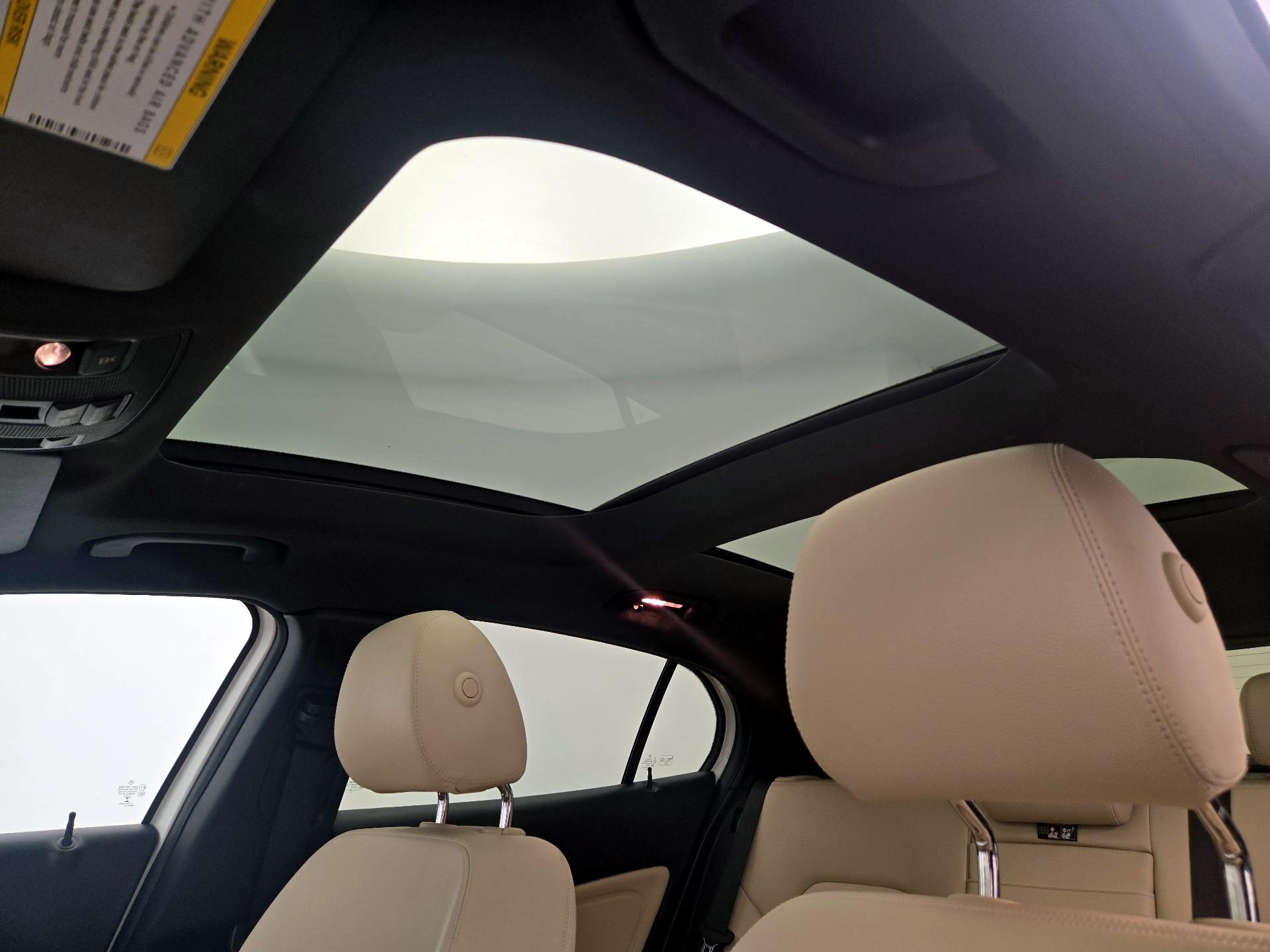 Thumbnail: 2020 Mercedes-Benz GLA - 19