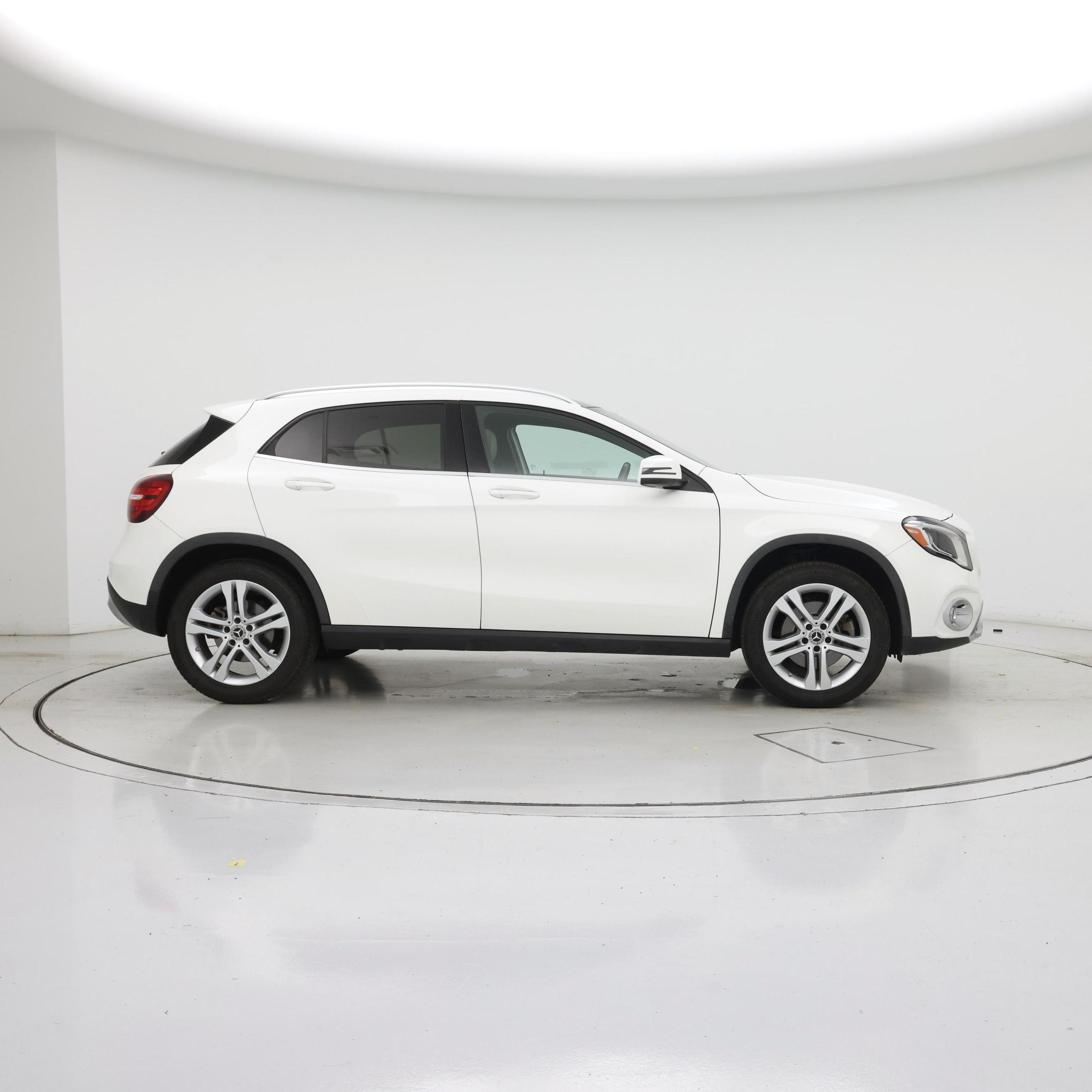 Thumbnail: 2020 Mercedes-Benz GLA - 7