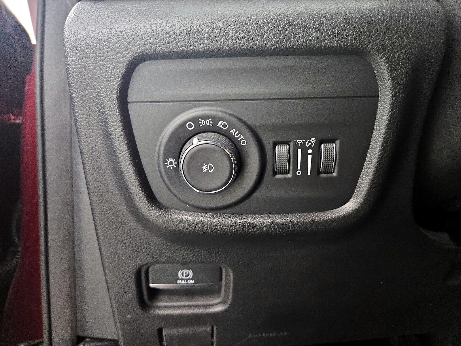 2023 Jeep Grand Cherokee Limited - Photo 14