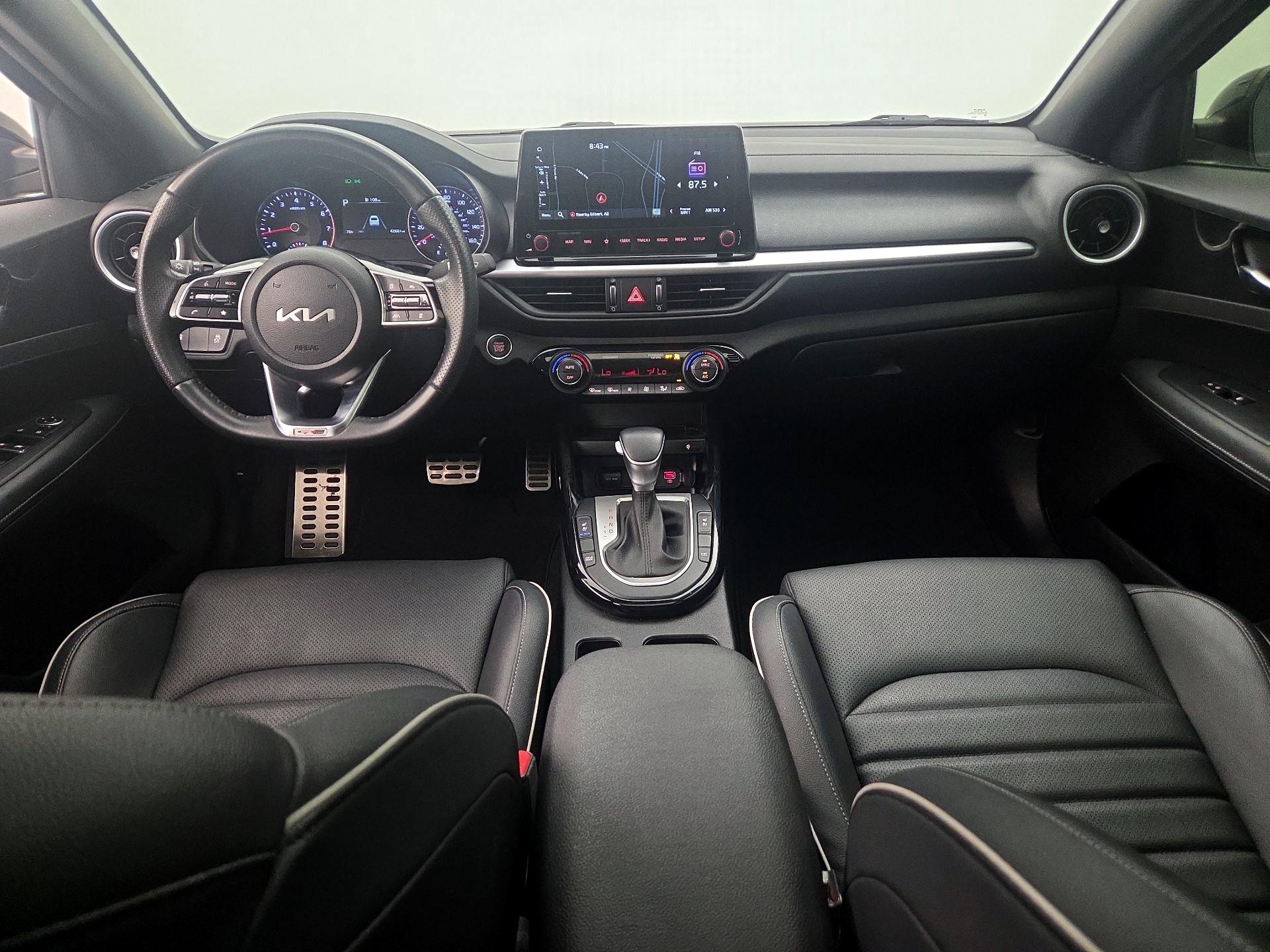 Thumbnail: 2023 Kia Forte - 9