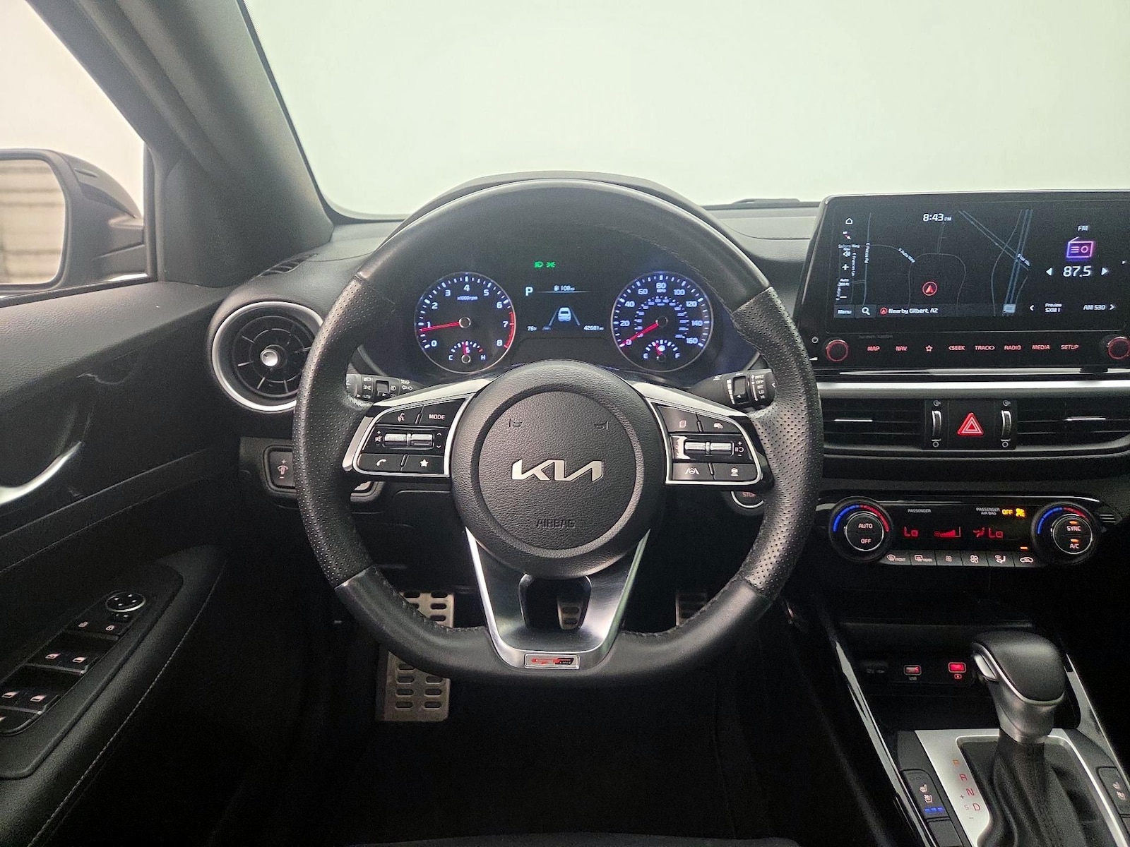 2023 Kia Forte GT-Line - Photo 11