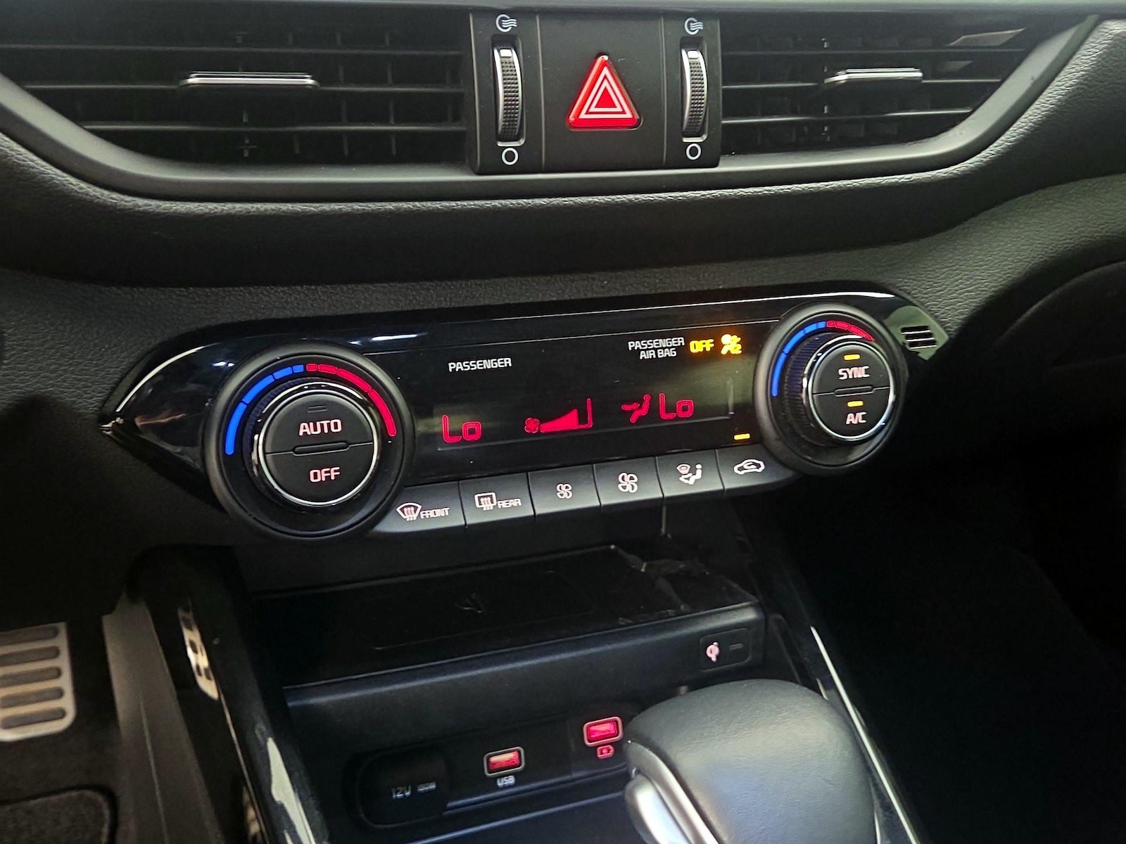 2023 Kia Forte GT-Line - Photo 18
