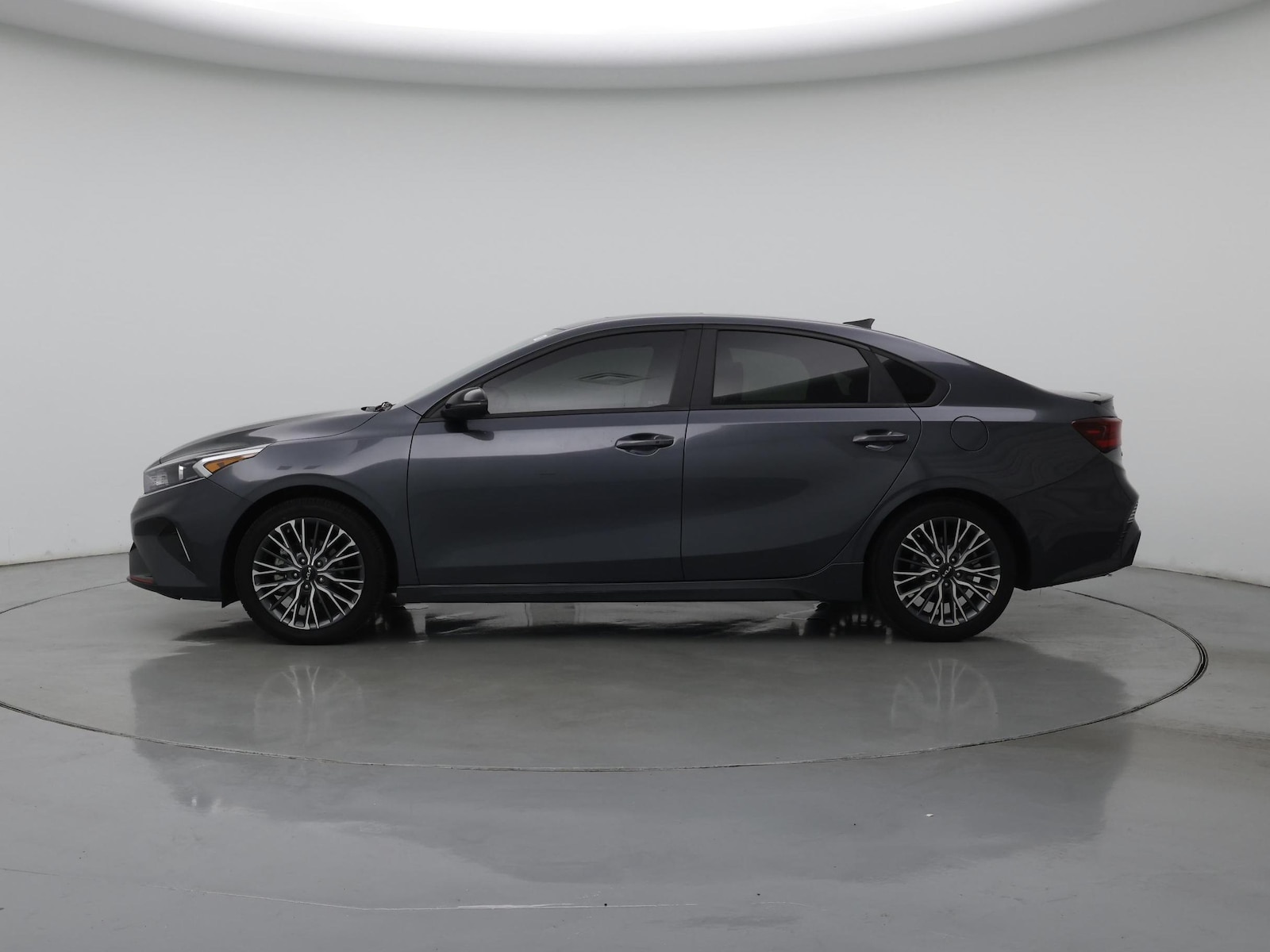 2023 Kia Forte GT-Line - Photo 4
