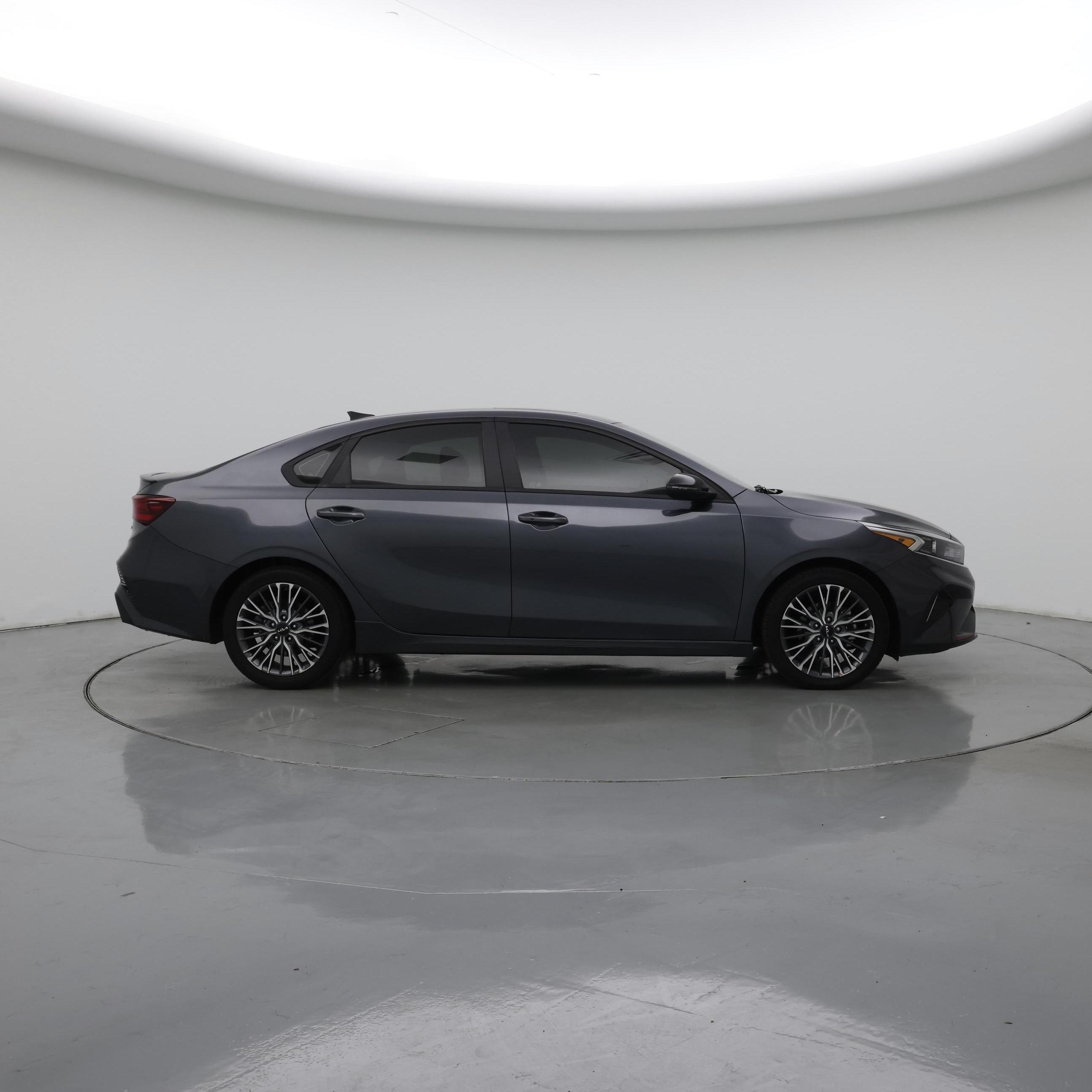Thumbnail: 2023 Kia Forte - 7
