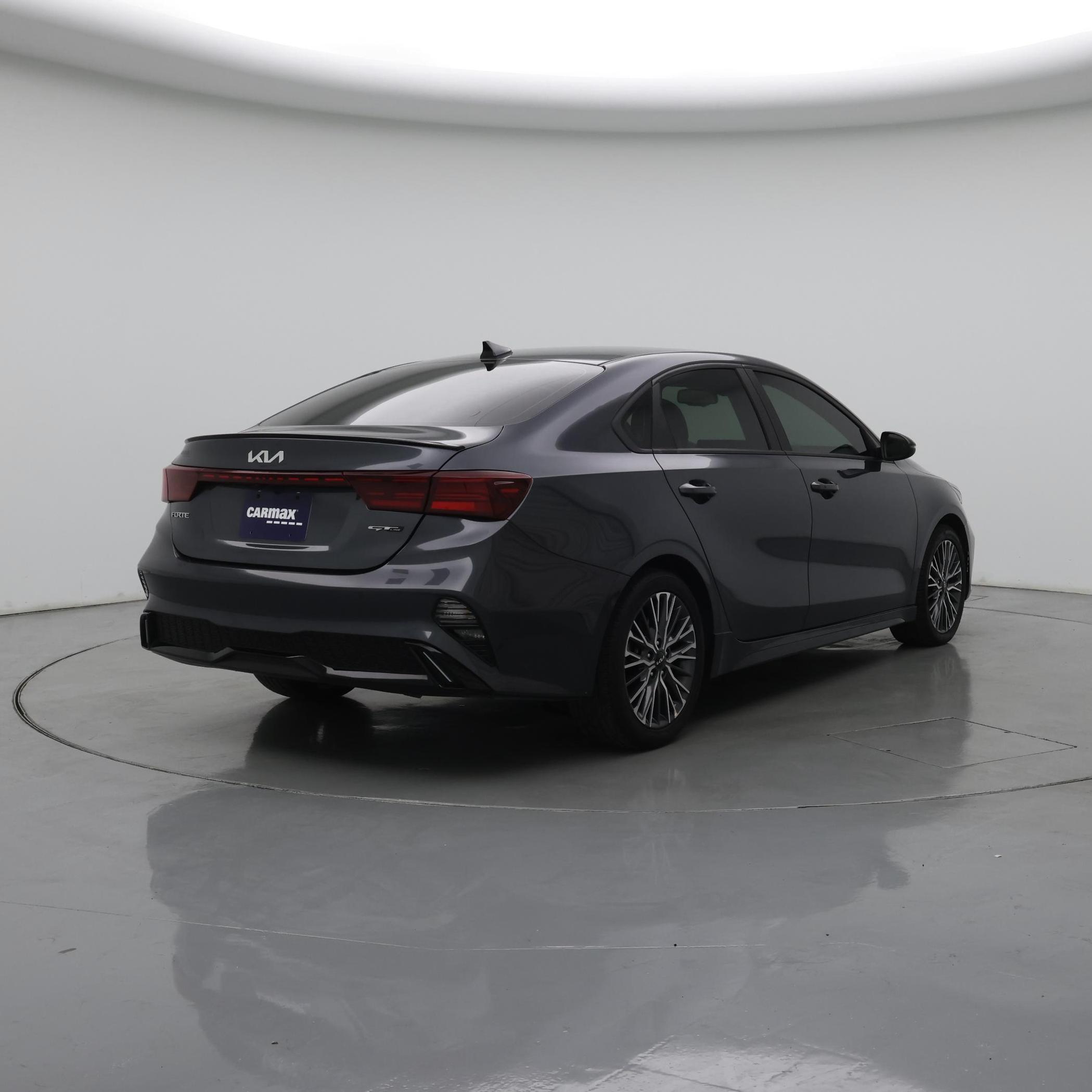Thumbnail: 2023 Kia Forte - 8