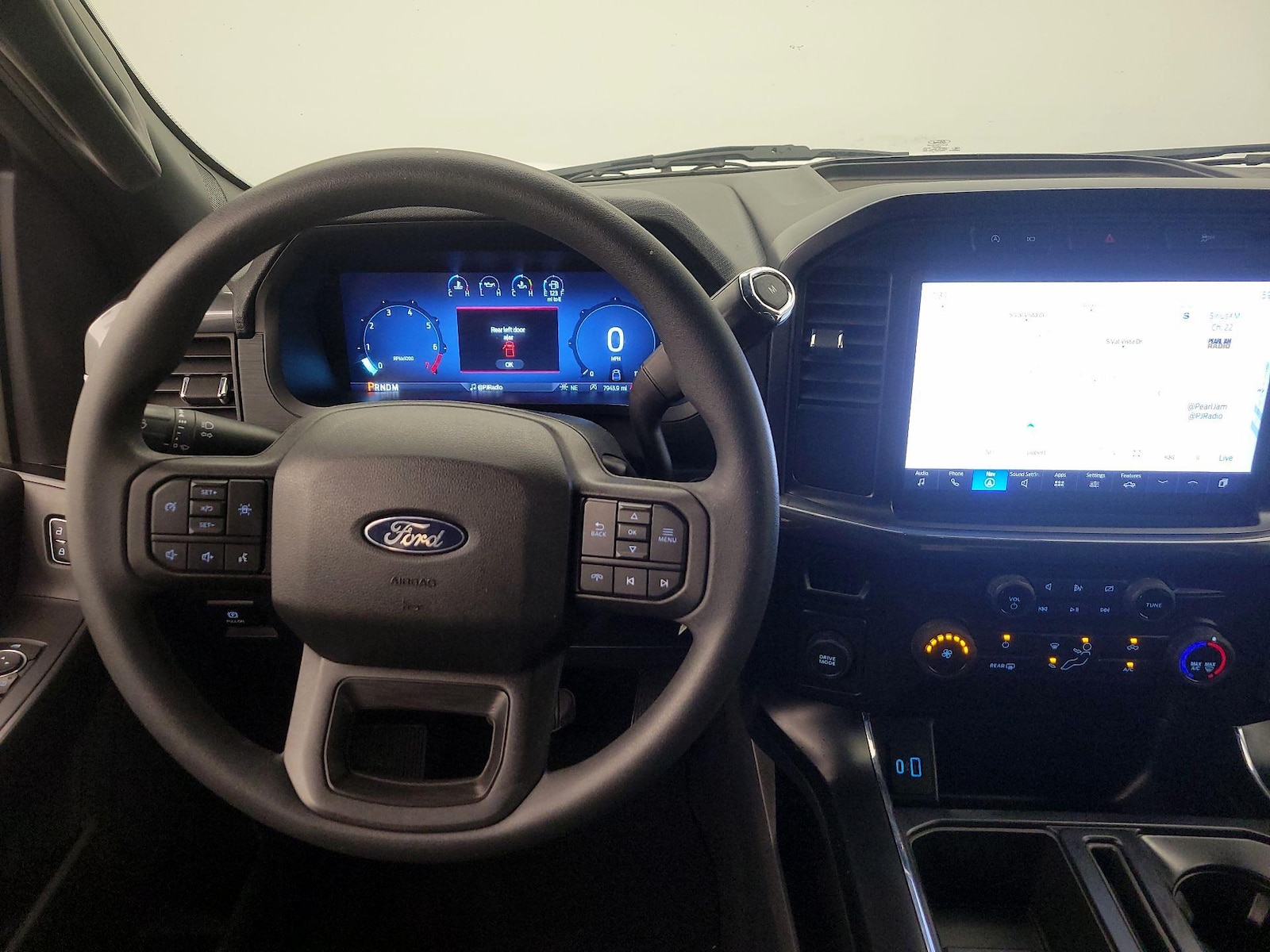 2024 Ford F-150 STX - Photo 11