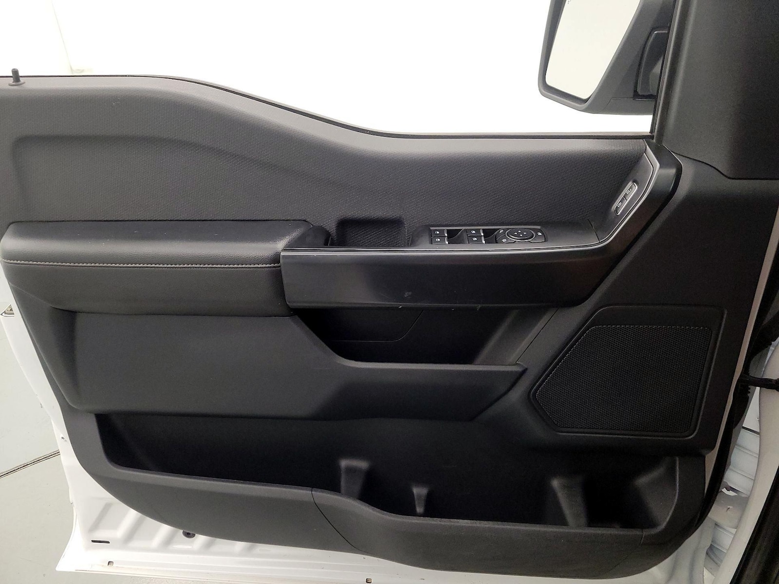 2024 Ford F-150 STX - Photo 13
