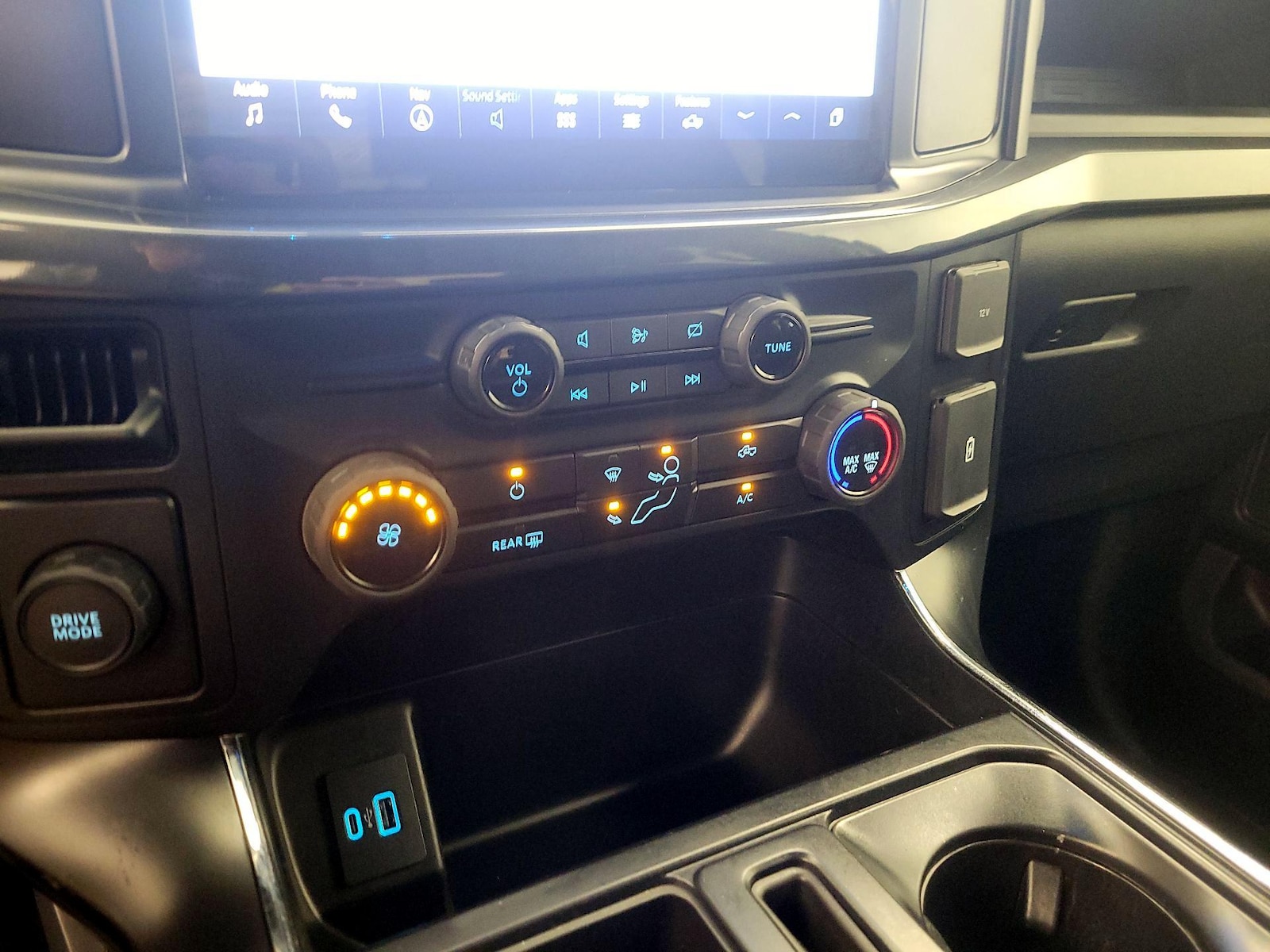 2024 Ford F-150 STX - Photo 18