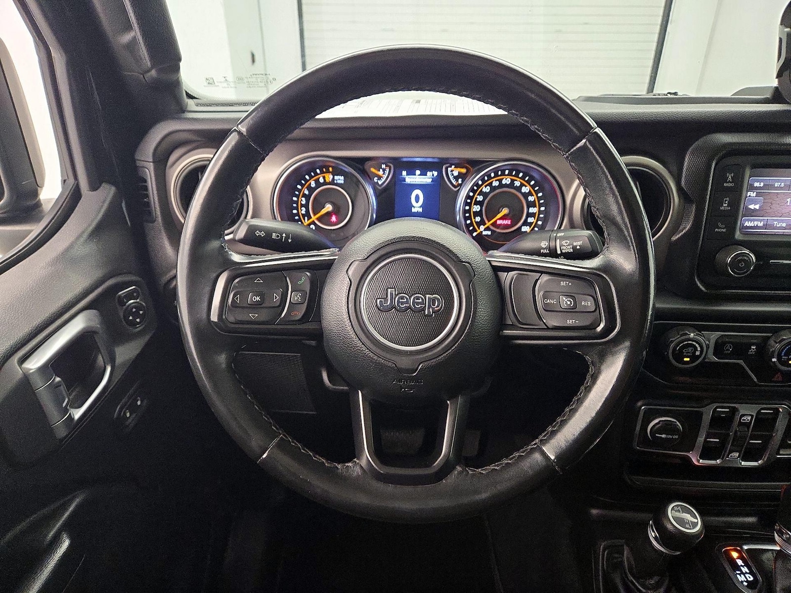 2020 Jeep Gladiator Sport S - Photo 11