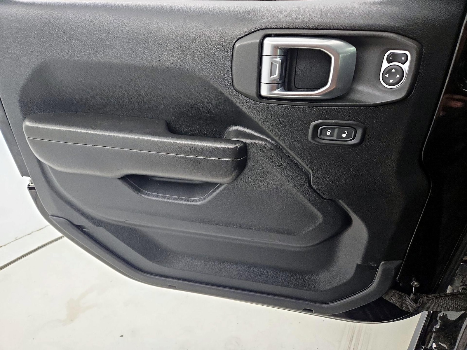 2020 Jeep Gladiator Sport S - Photo 13