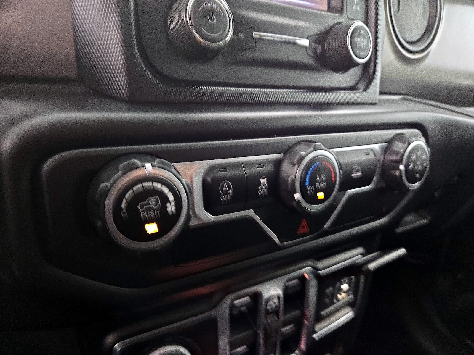 2020 Jeep Gladiator Sport S - Photo 17